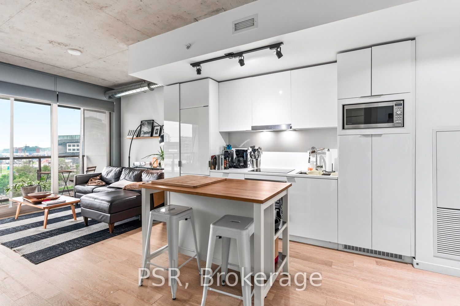 170 Bayview Avenue 508, Toronto, ON M5A 0M4 photo 4