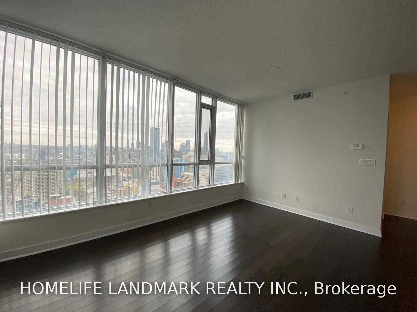 295 Adelaide Street W 3902, Toronto, ON M5V 1P7 photo 3