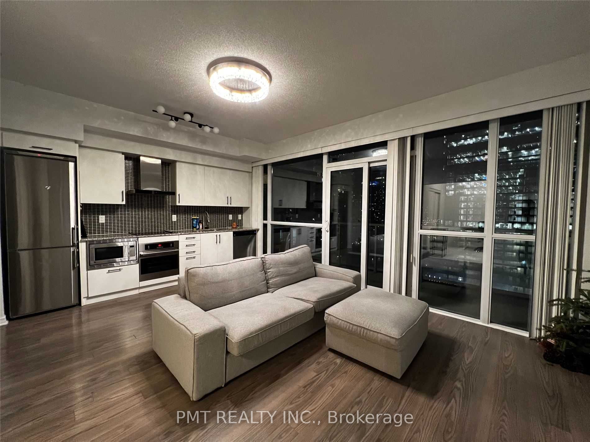 352 Front Street W 2014, Toronto, ON M5V 0K3 photo 3