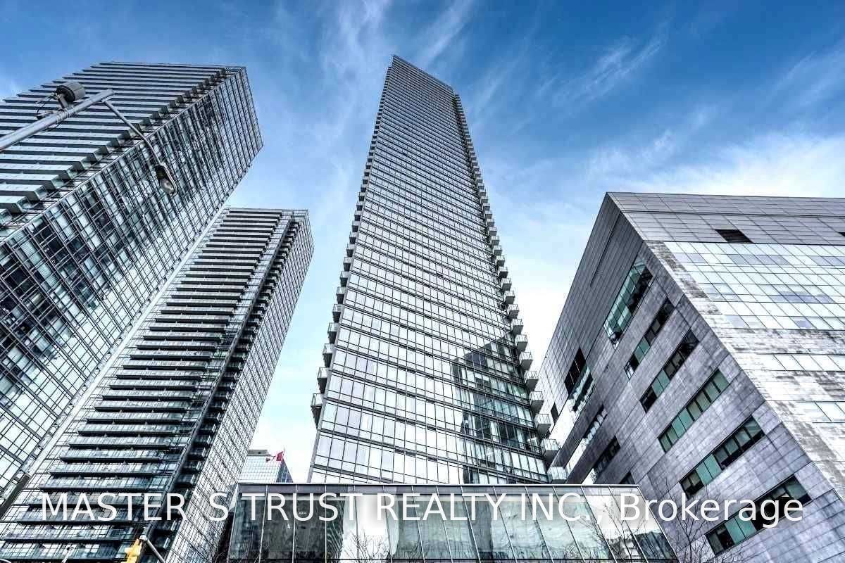 832 Bay Street 2004, Toronto, ON M5S 1Z6