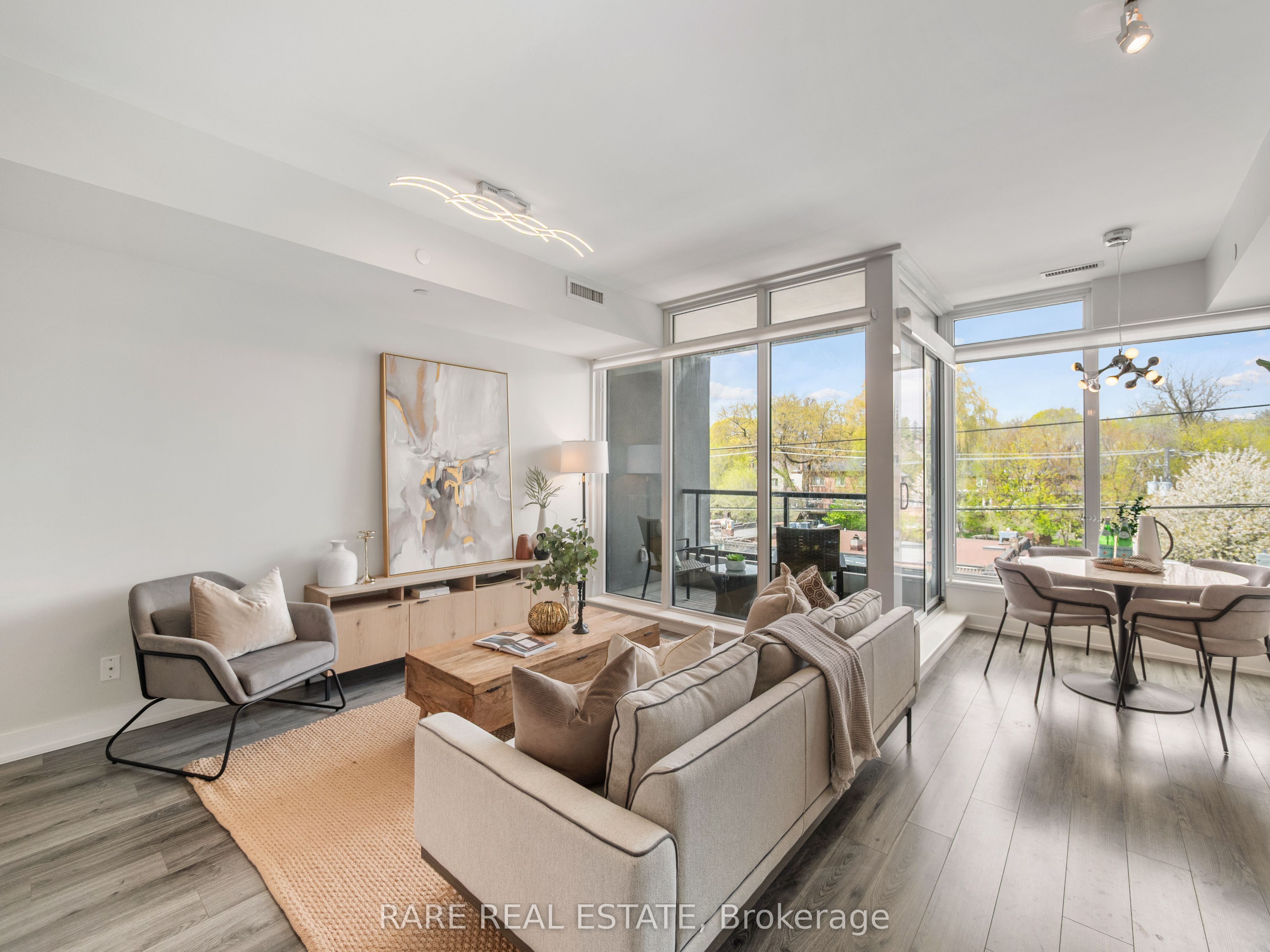 170 Chiltern Hill Road 203, Toronto, ON M6C 0A9