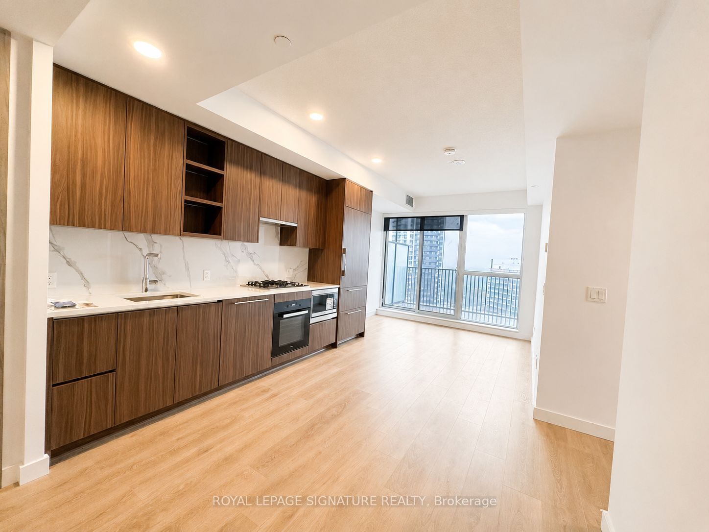 18 Esther Shiner Boulevard 2302, Toronto, ON M2K 0J7 photo 5