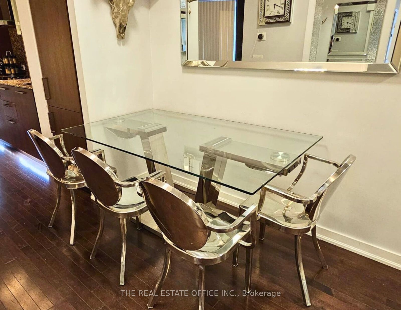 14 York Street 2511, Toronto, ON M5J 2Z2 photo 2