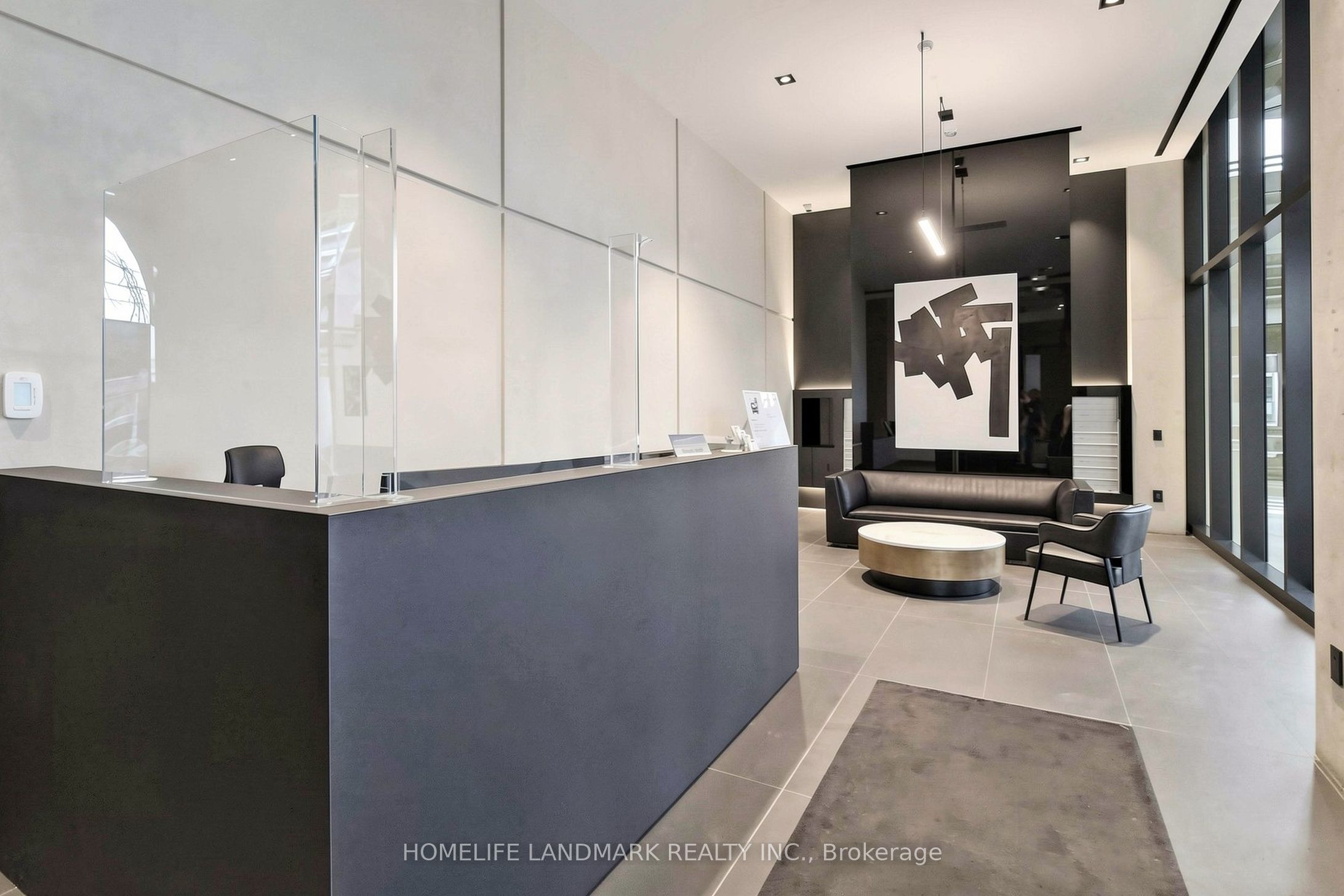 21 Lawren Harris Square 801, Toronto, ON M5A 0T4 photo 4