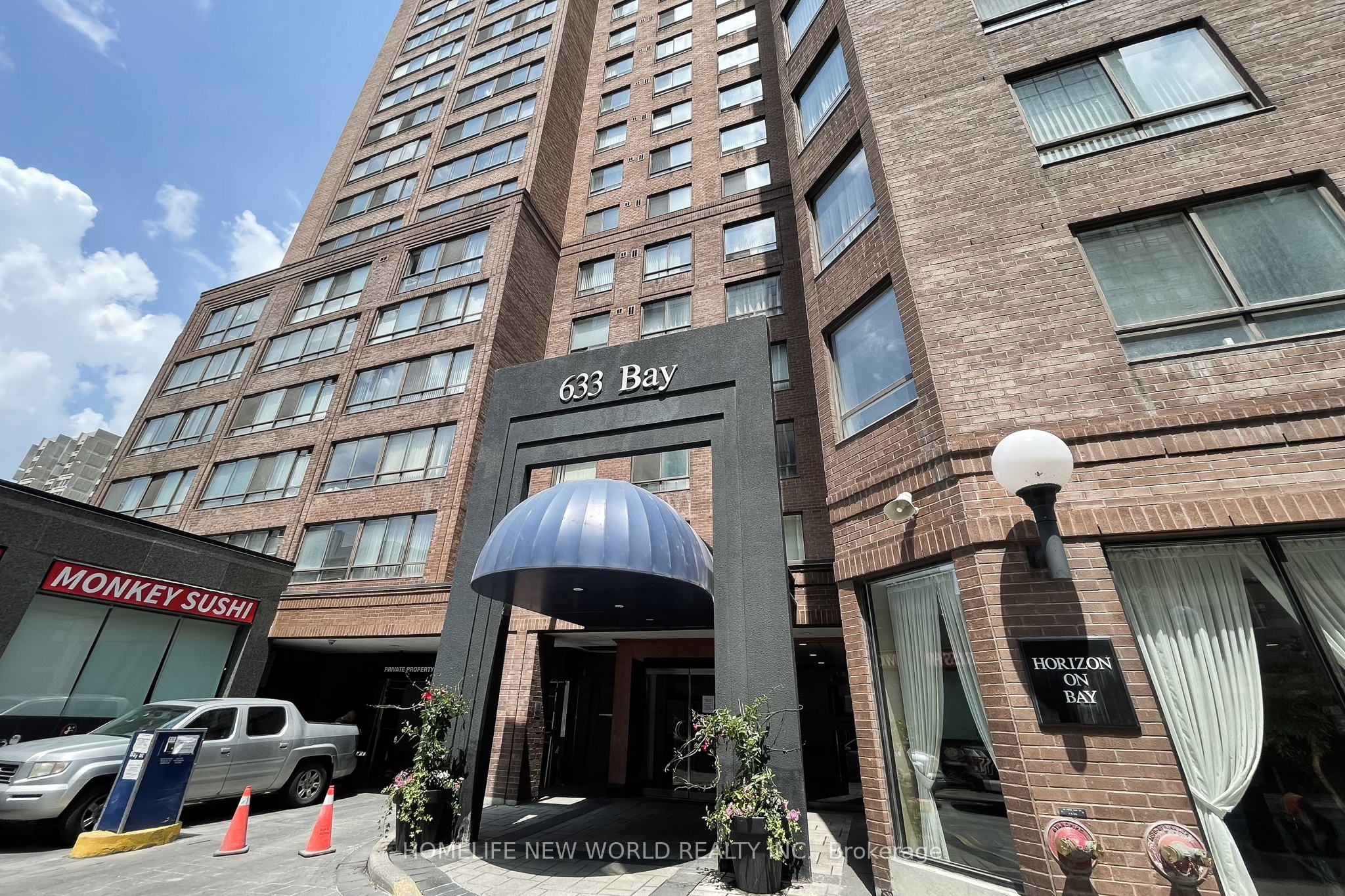 633 Bay Street 1003, Toronto, ON M5G 2G4 photo 4