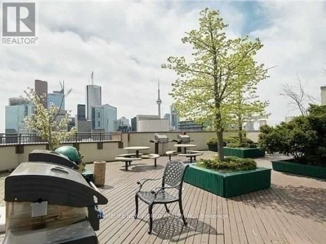 633 Bay Street 1003, Toronto, ON M5G 2G4 photo 5