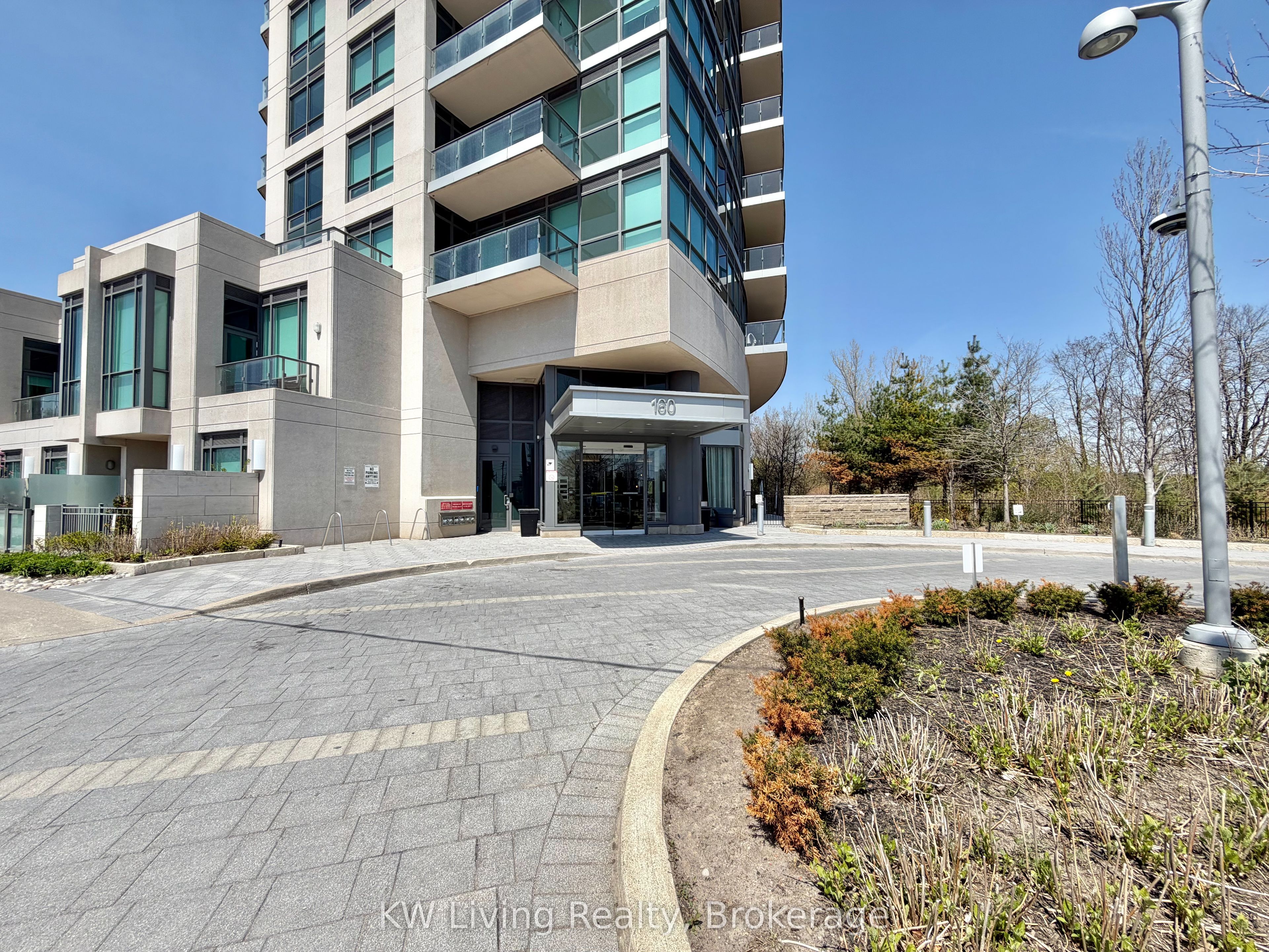 160 Vanderhoof Avenue 517, Toronto, ON M4G 0B7