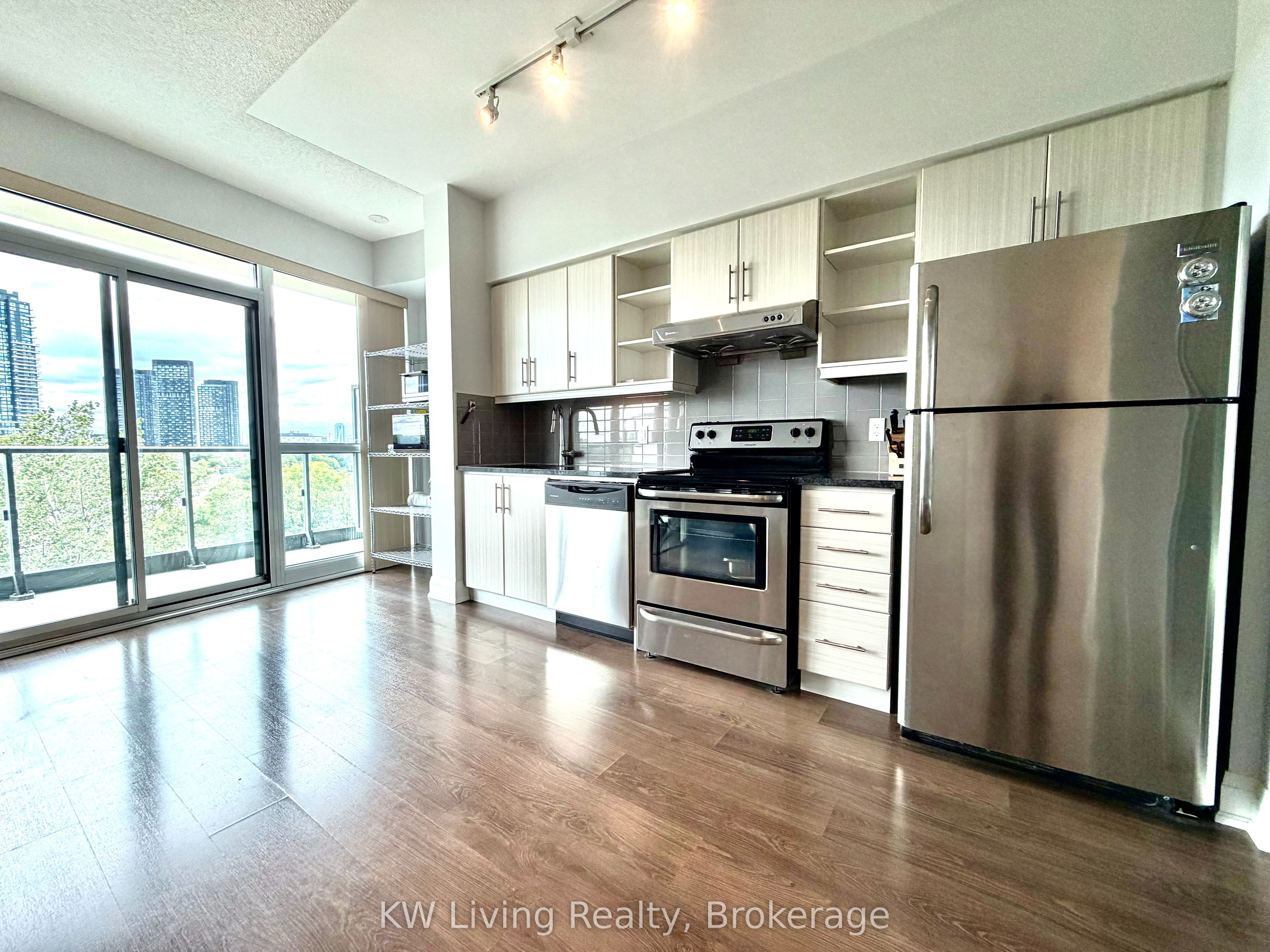 160 Vanderhoof Avenue 517, Toronto, ON M4G 0B7 photo 4