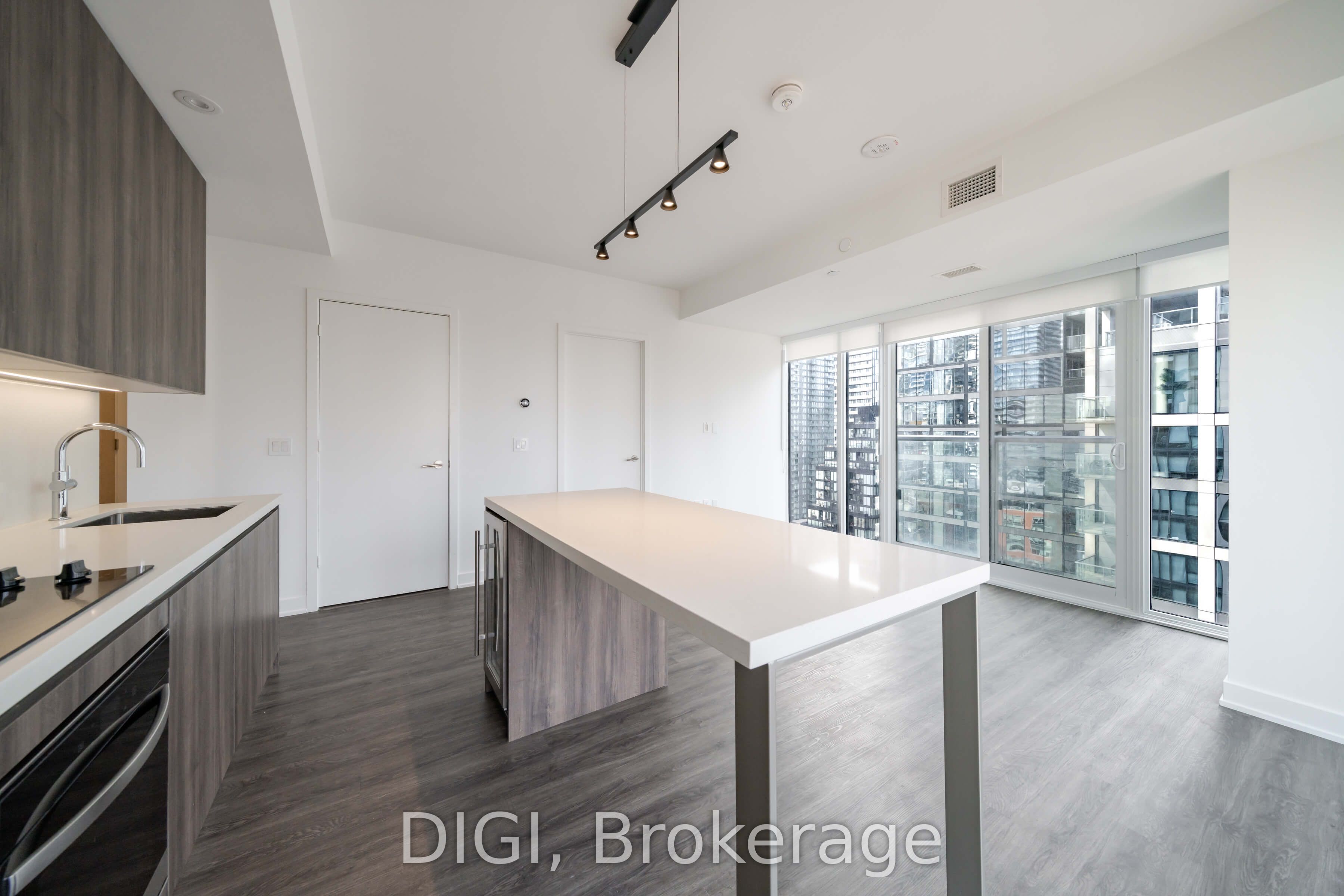 8 Gloucester Street 3203, Toronto, ON M4Y 0H8 photo 5