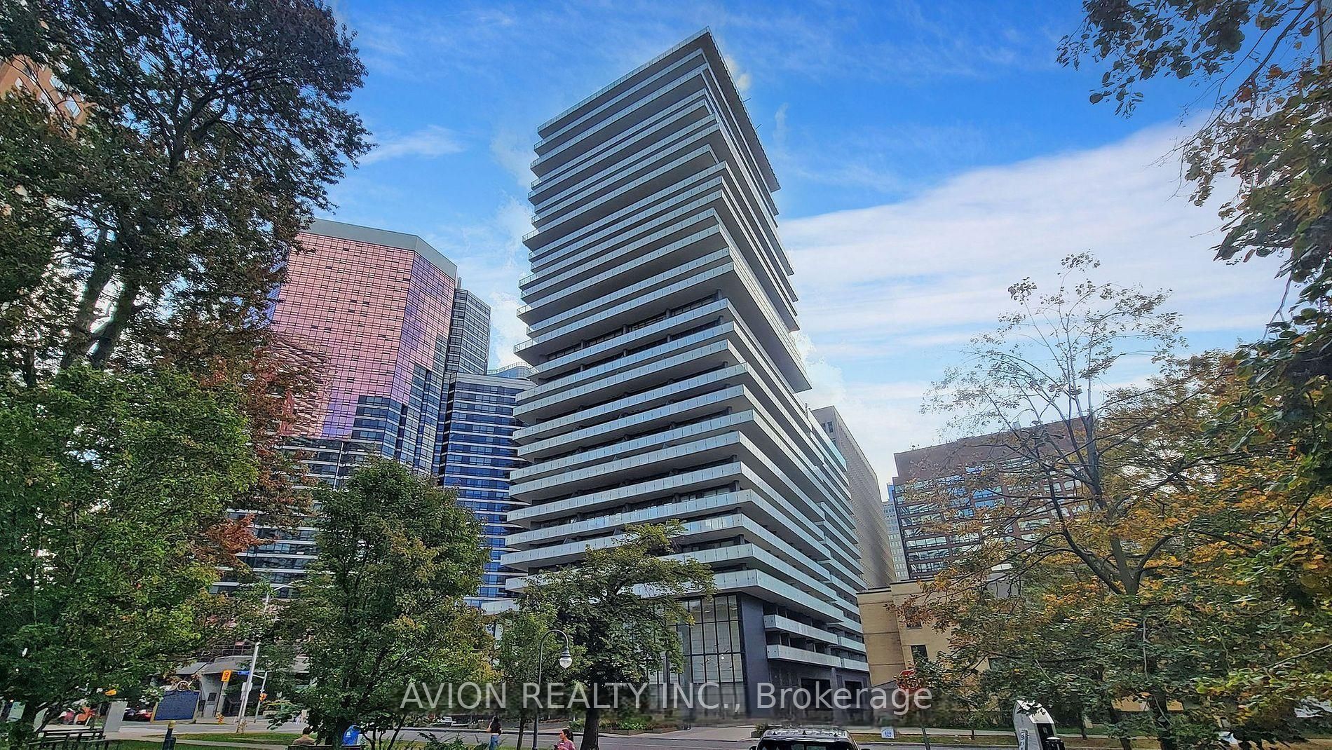 57 St Joseph Street Masterbdrm 819, Toronto, ON M5S 0C5