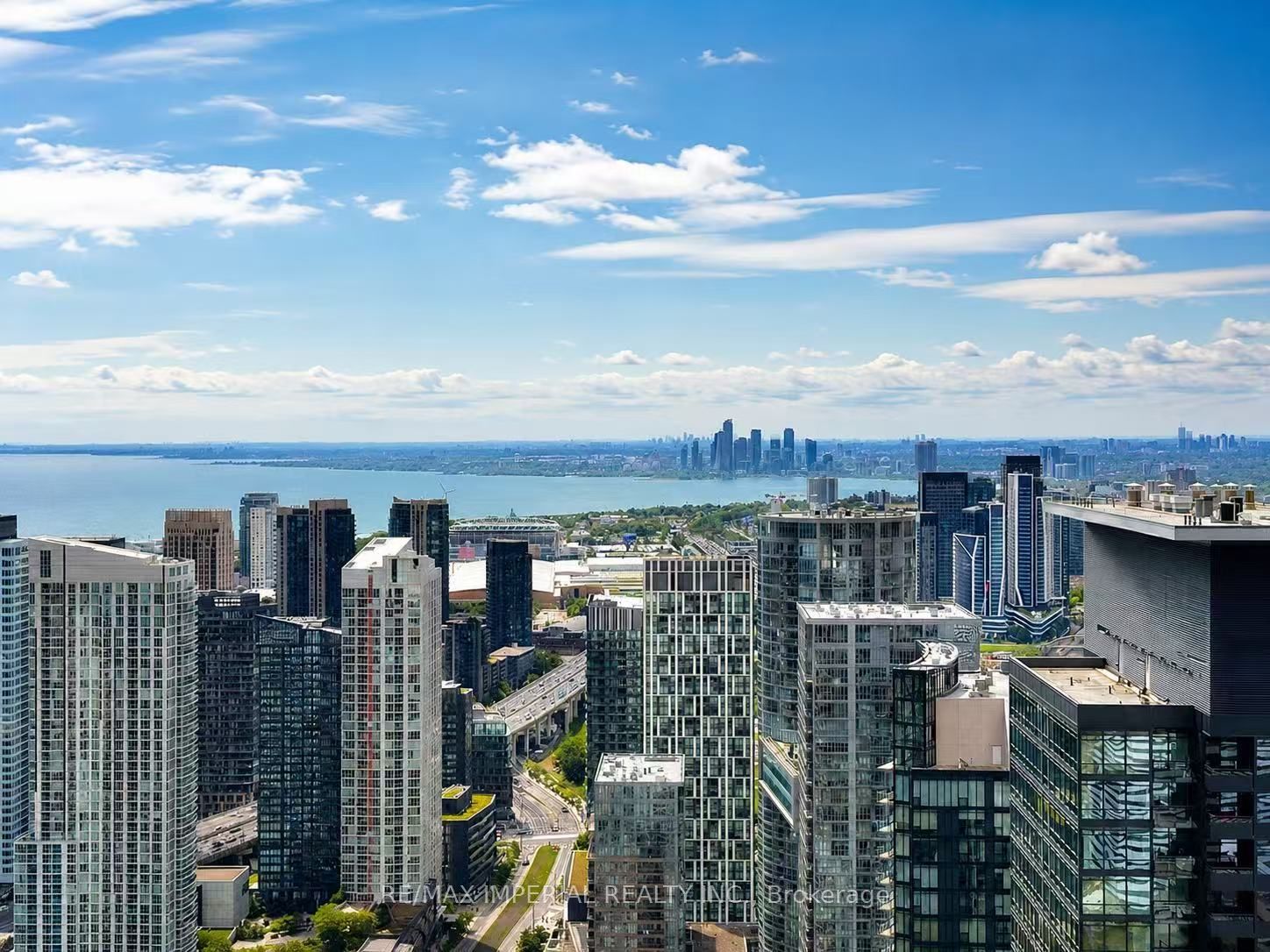 3 CONCORD CITYPLACE Way 5701, Toronto, ON M5V 0X4