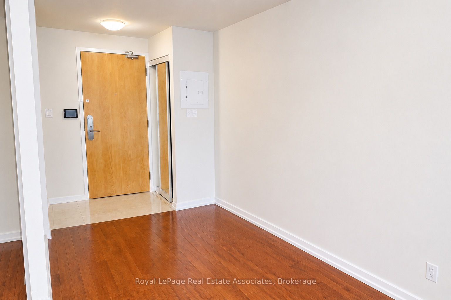 65 Bremner Boulevard 4211, Toronto, ON M5J 0A7 photo 4