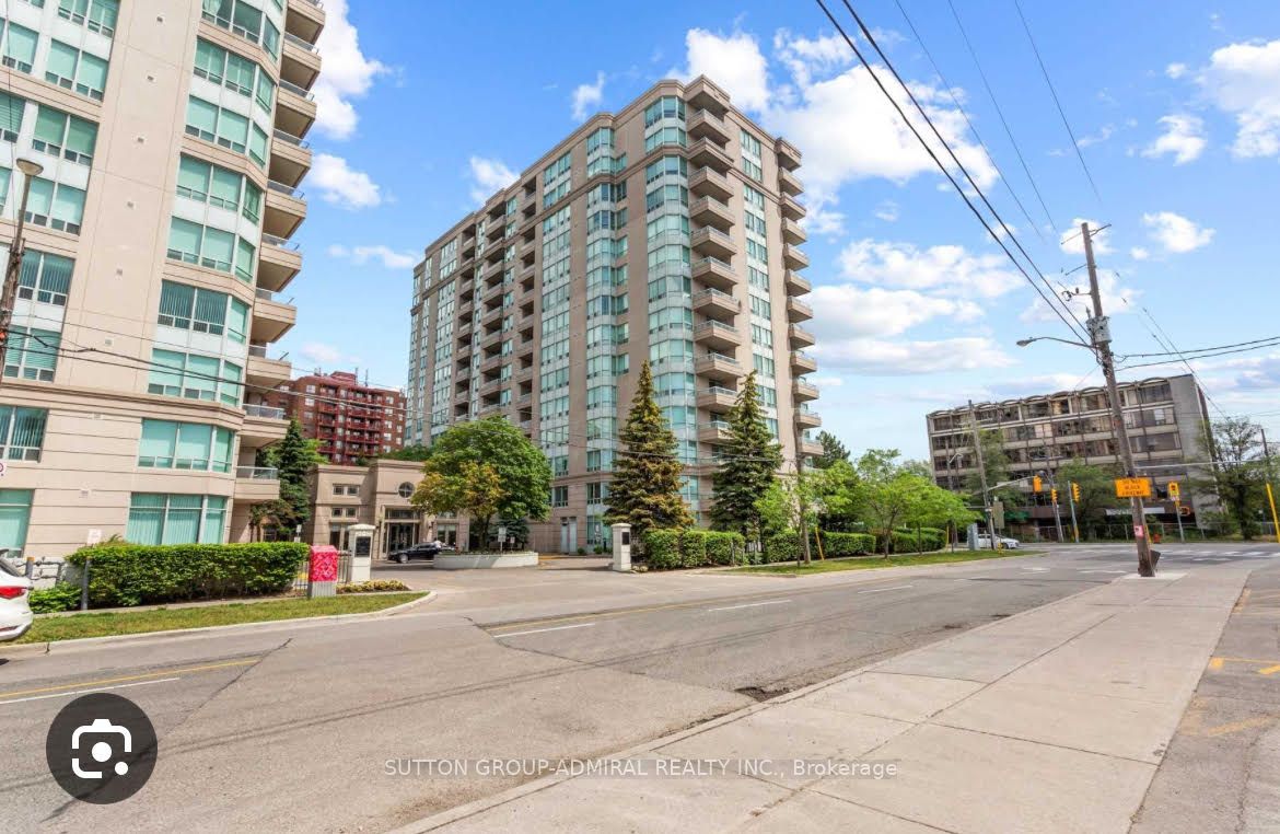2 Covington Road 803, Toronto, ON M6A 3E2