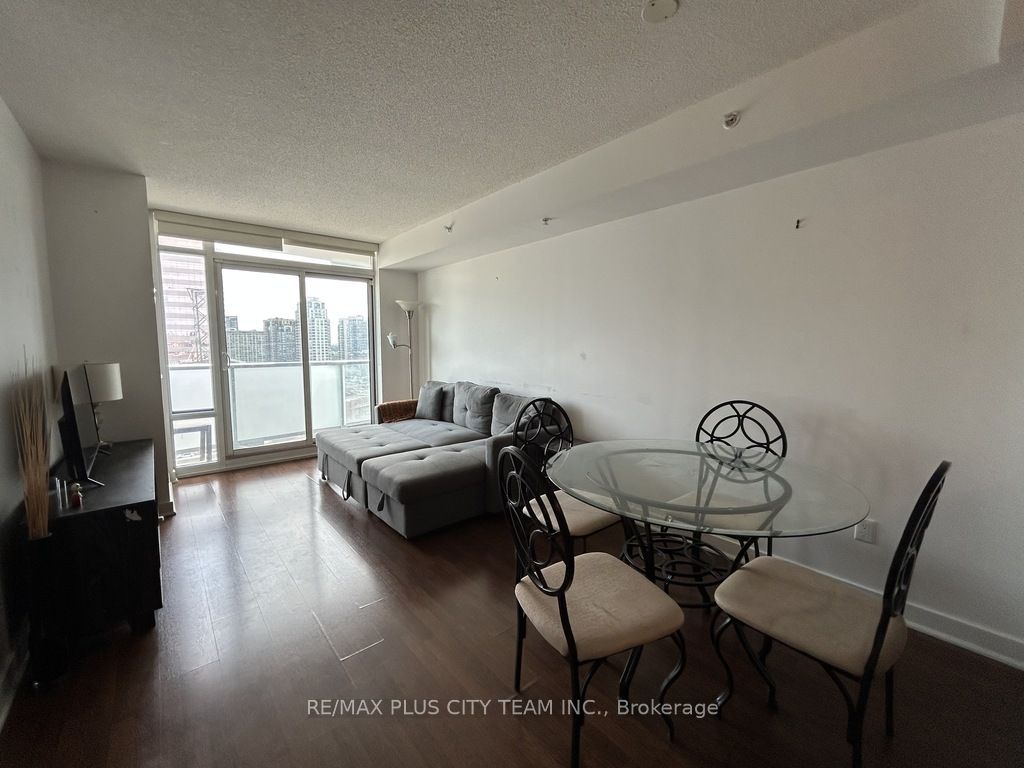 5740 Yonge Street 1310, Toronto, ON M2M 0B1 photo 3