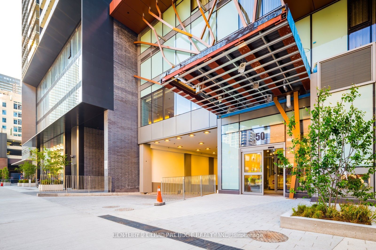 50 Wellesley Street E 706, Toronto, ON M4Y 1G2 photo 2