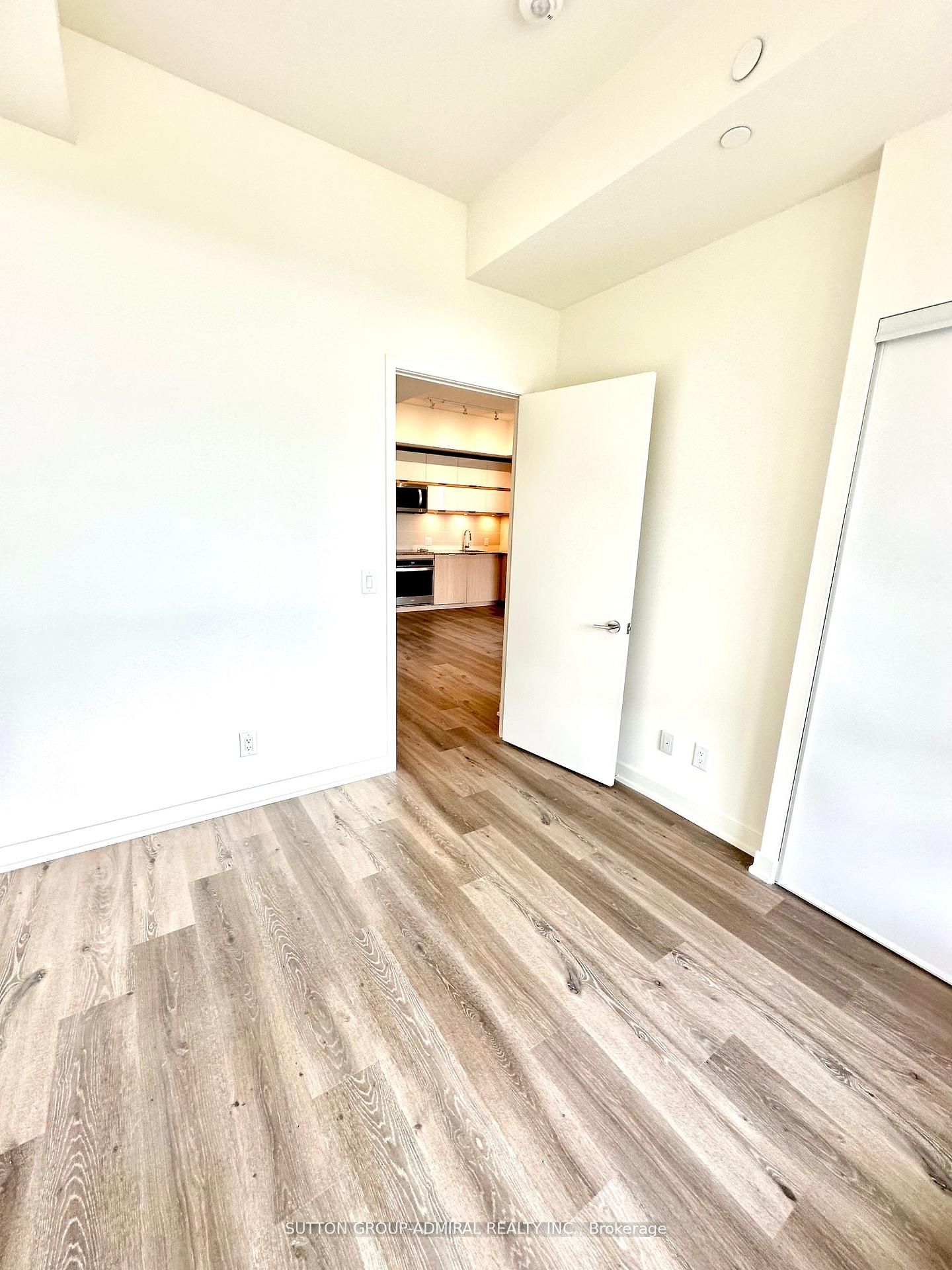10 Deerlick Court 302, Toronto, ON M3A 0A7 photo 5