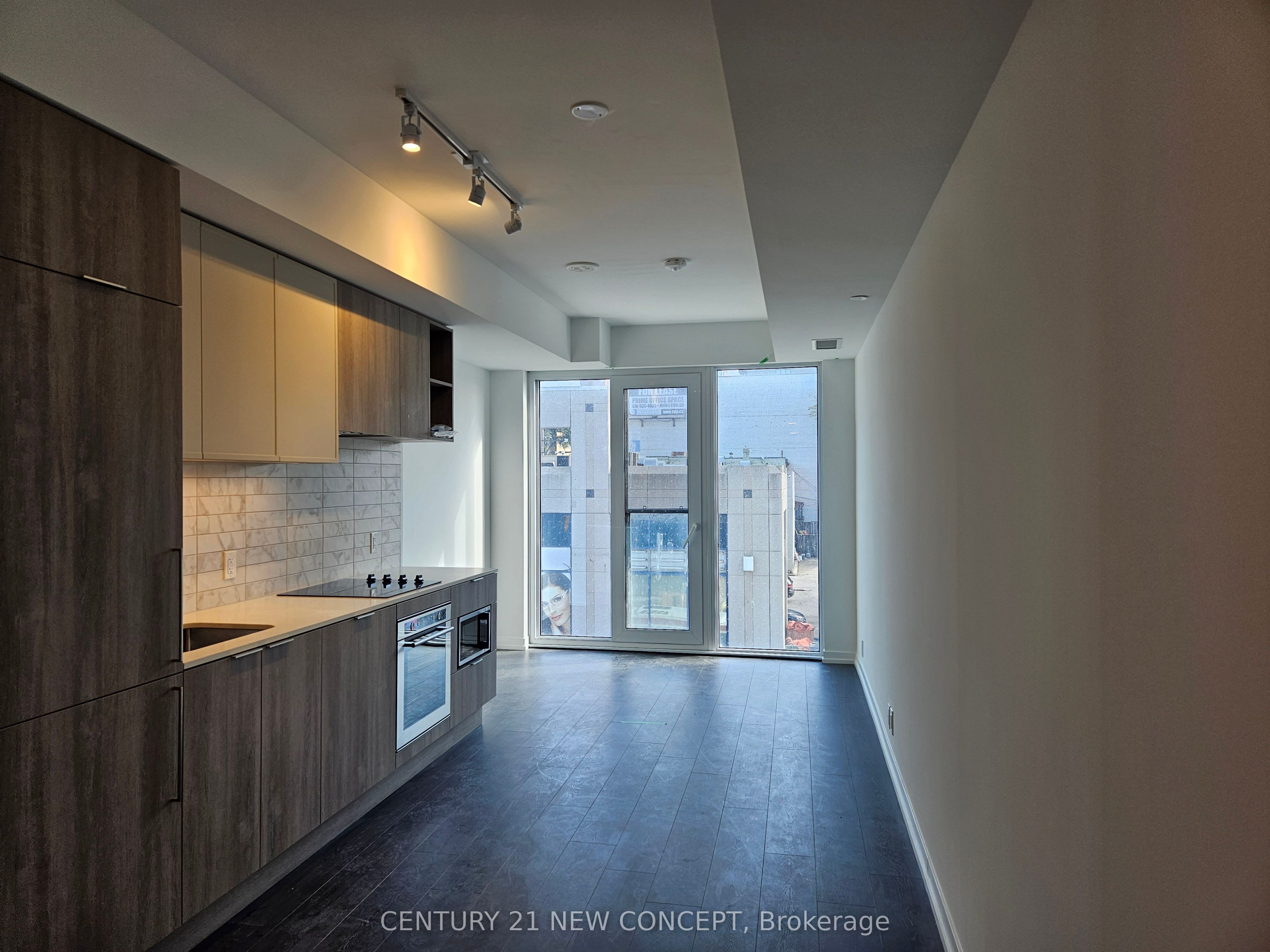 2020 Bathurst Street 333, Toronto, ON M5P 0A6 photo 5