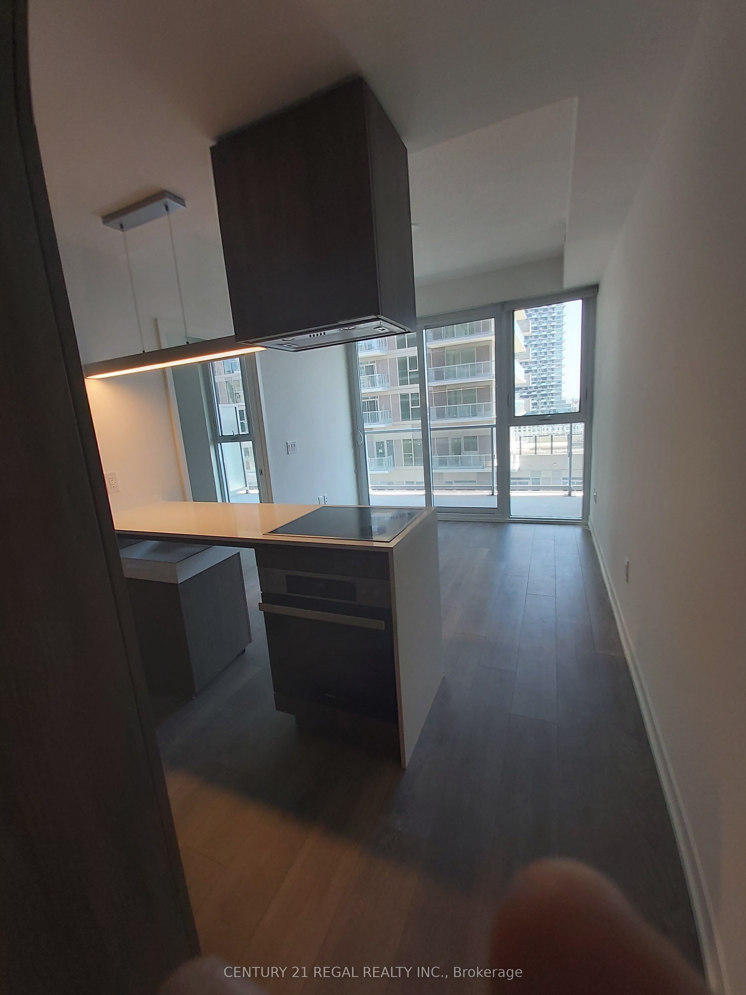 15 Lower Jarvis Street 1601, Toronto, ON M5E 0C4 photo 3