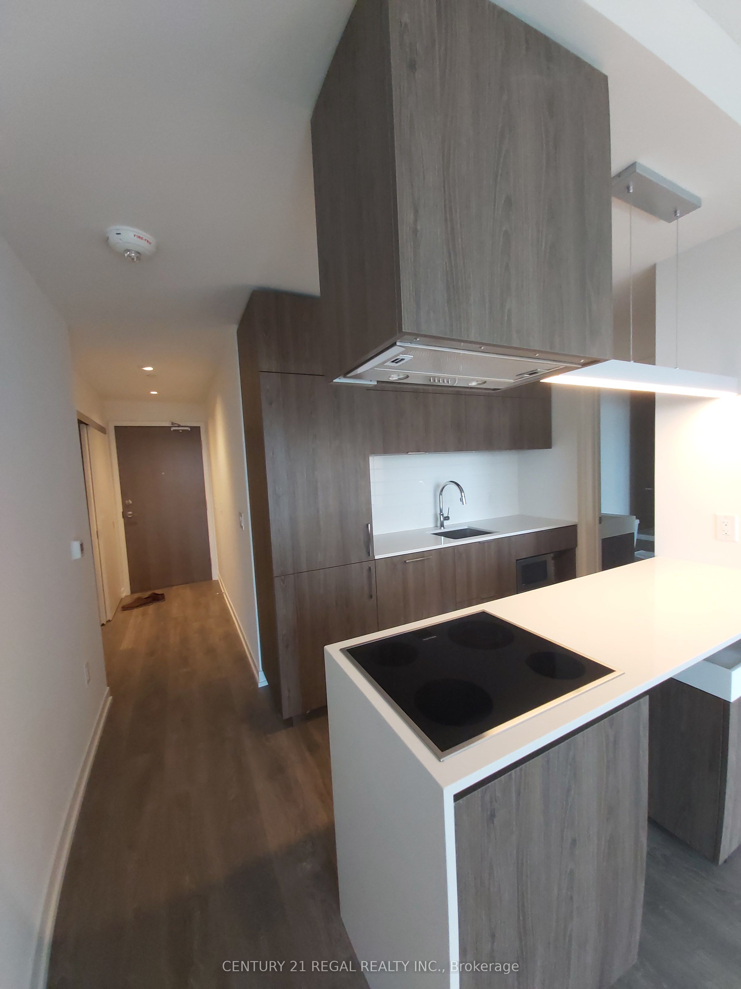 15 Lower Jarvis Street 1601, Toronto, ON M5E 0C4 photo 4
