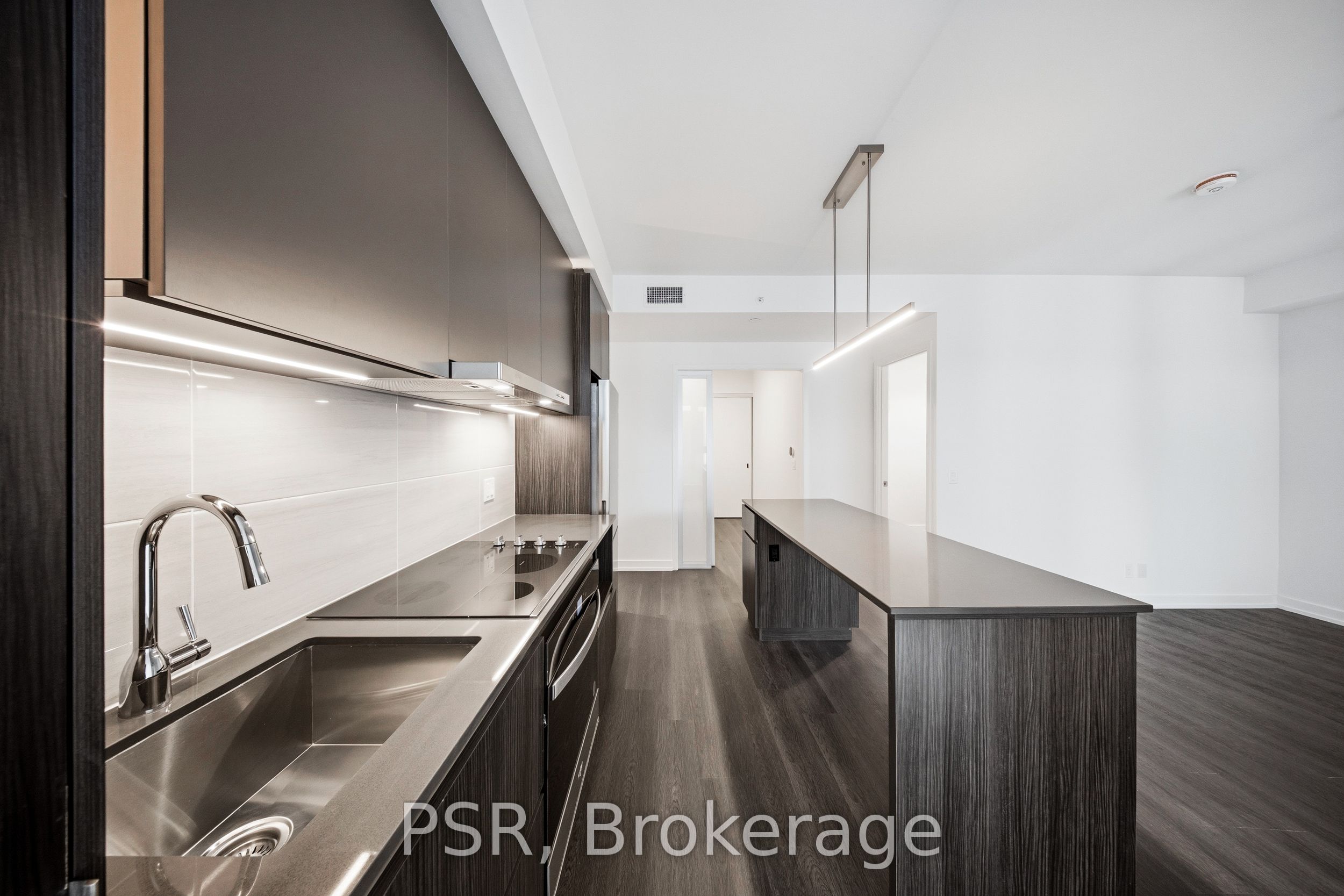 70 Ordnance Street 409, Toronto, ON M6K 0G9 photo 3
