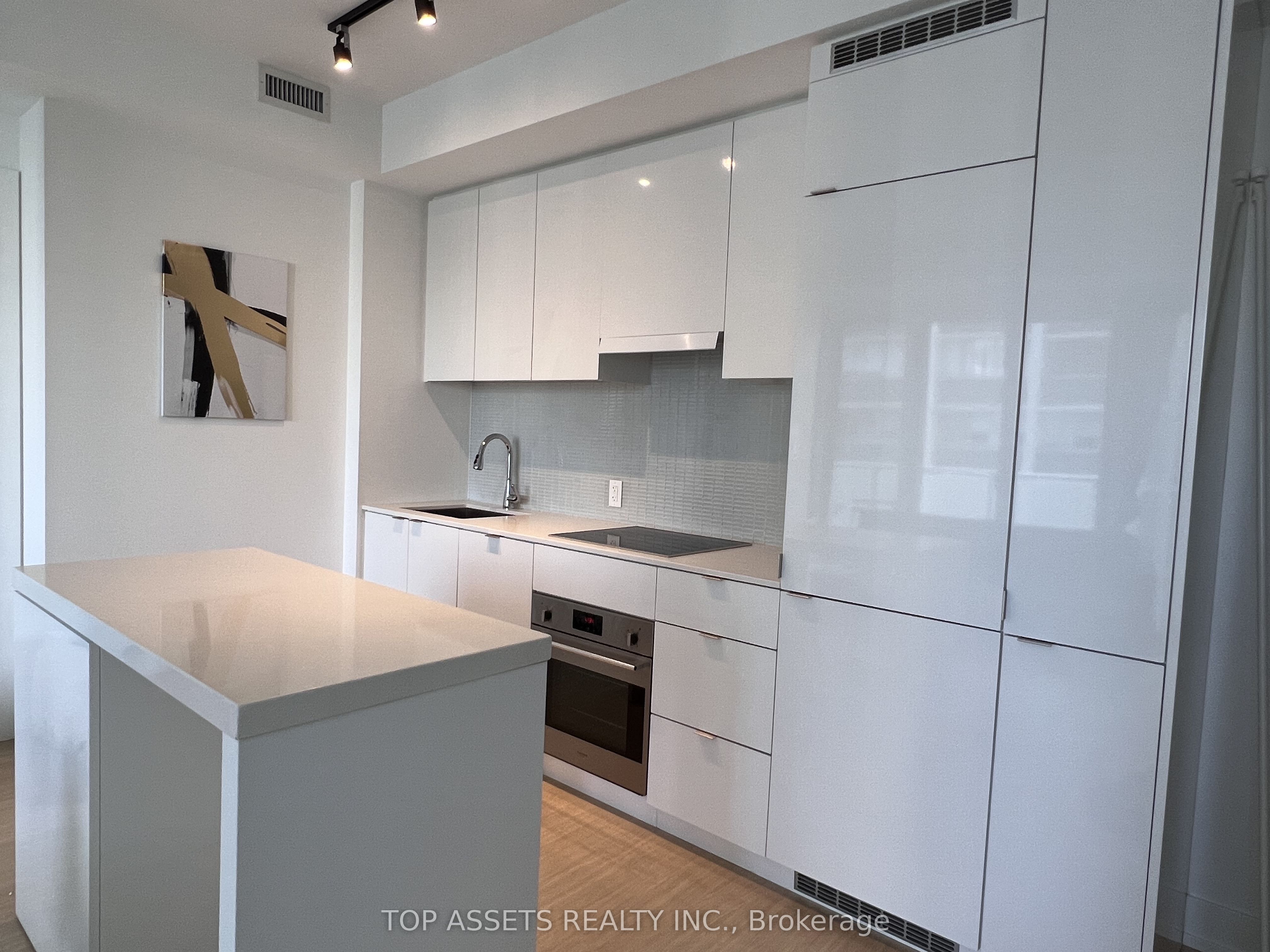 7 Grenville Street 1707, Toronto, ON M4Y 0E9 photo 5