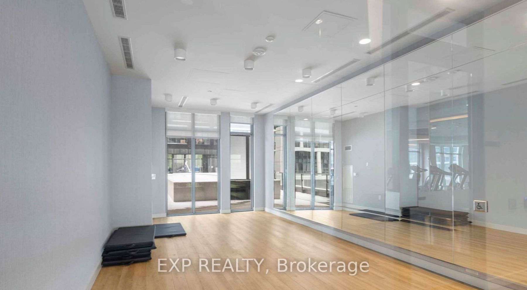 70 Princess Street 2010, Toronto, ON M5A 0X6 photo 4