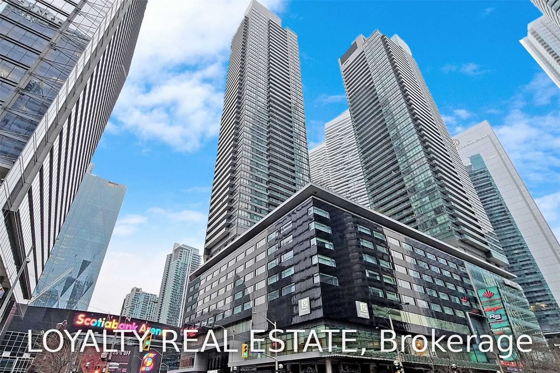 65 Bremner Boulevard 4907, Toronto, ON M5J 0A7
