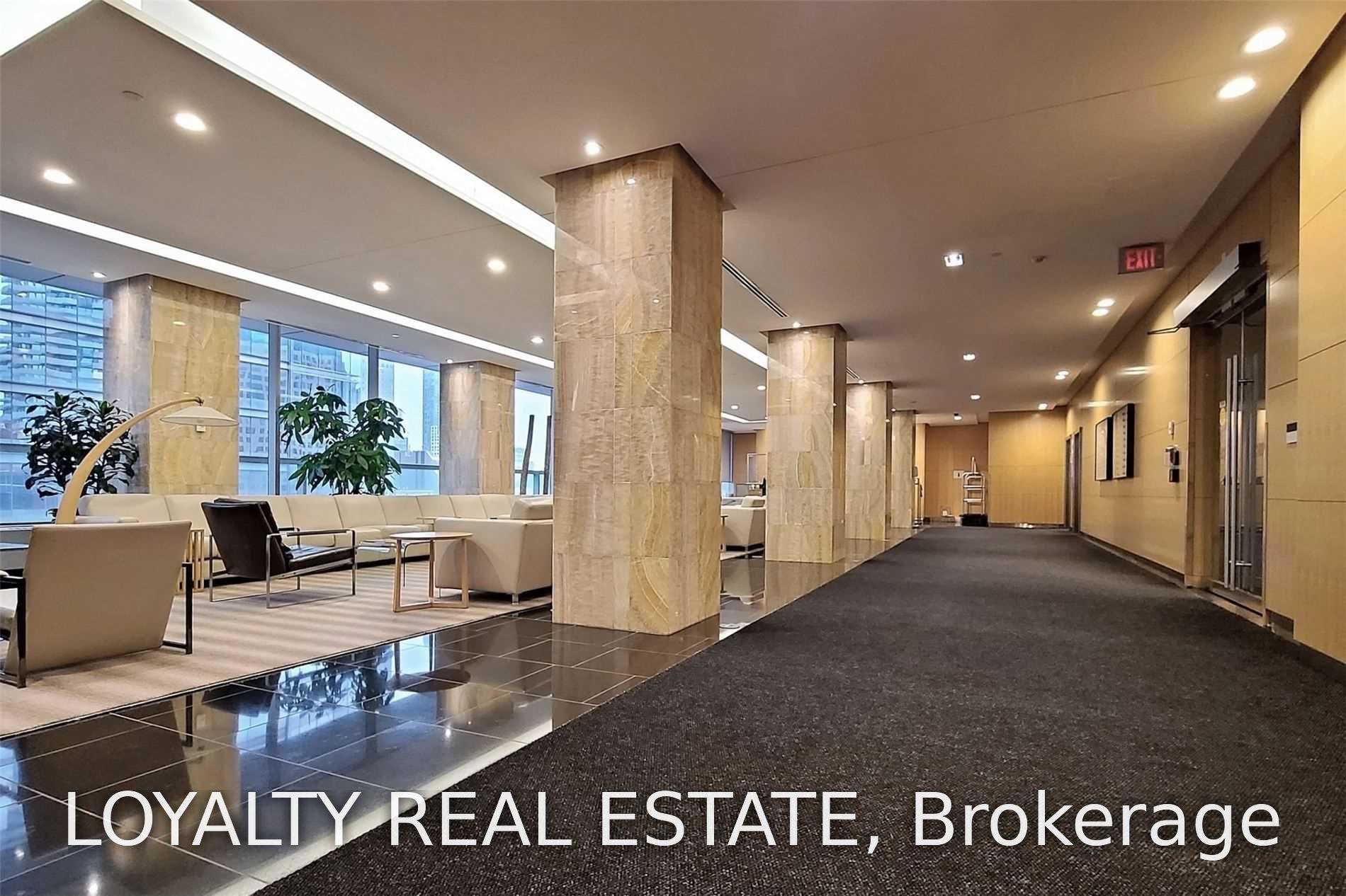 65 Bremner Boulevard 4907, Toronto, ON M5J 0A7 photo 4