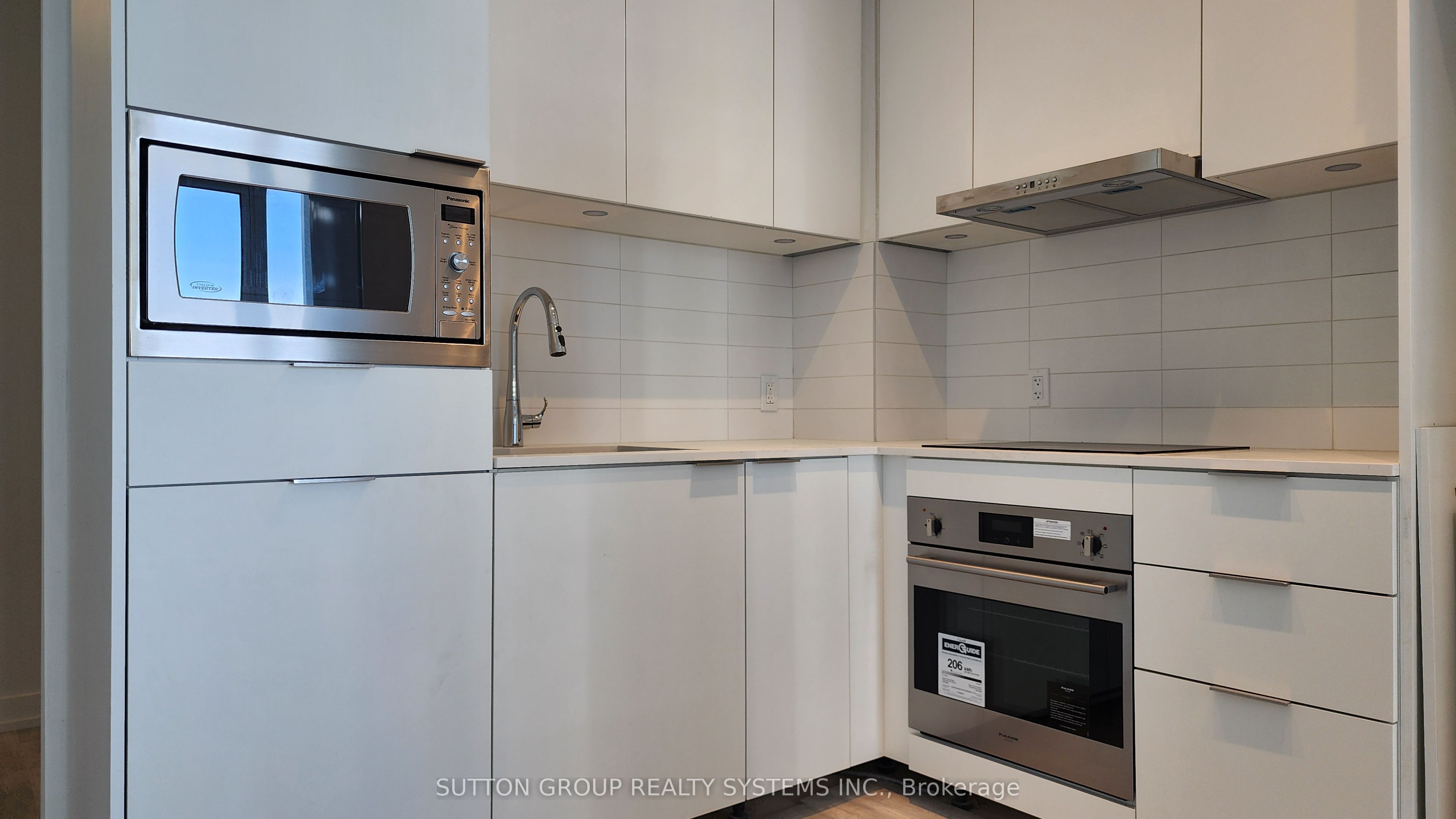 8 Olympic Garden Drive S1401, Toronto, ON M2M 0B9 photo 3