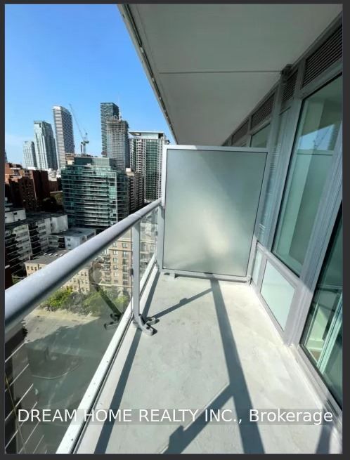 195 Redpath Avenue 1507, Toronto, ON M4P 1V2 photo 2