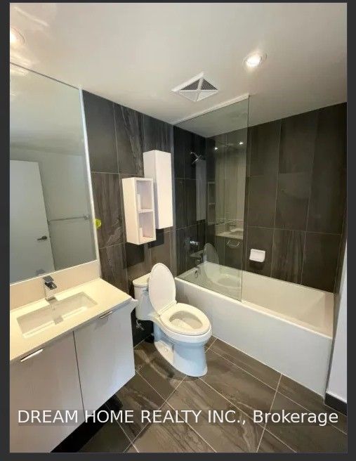 195 Redpath Avenue 1507, Toronto, ON M4P 1V2 photo 4