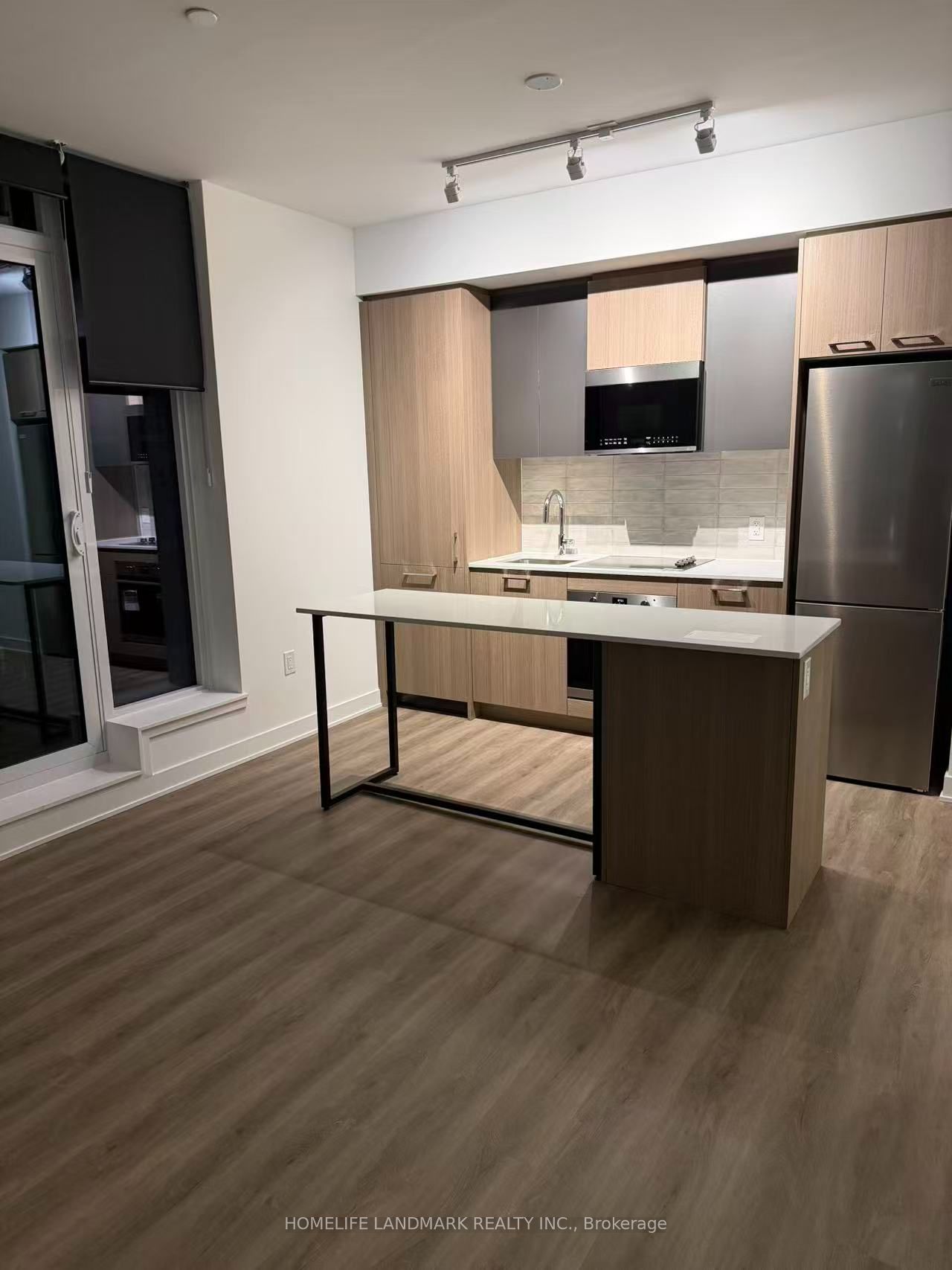 30 Dreamers Way 1030, Toronto, ON M5A 0Y7 photo 2