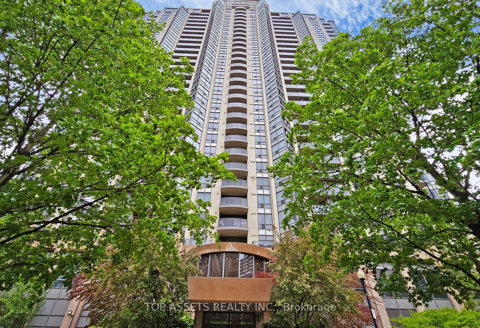 10 Northtown Way 606, Toronto, ON M2N 7L4 photo 2