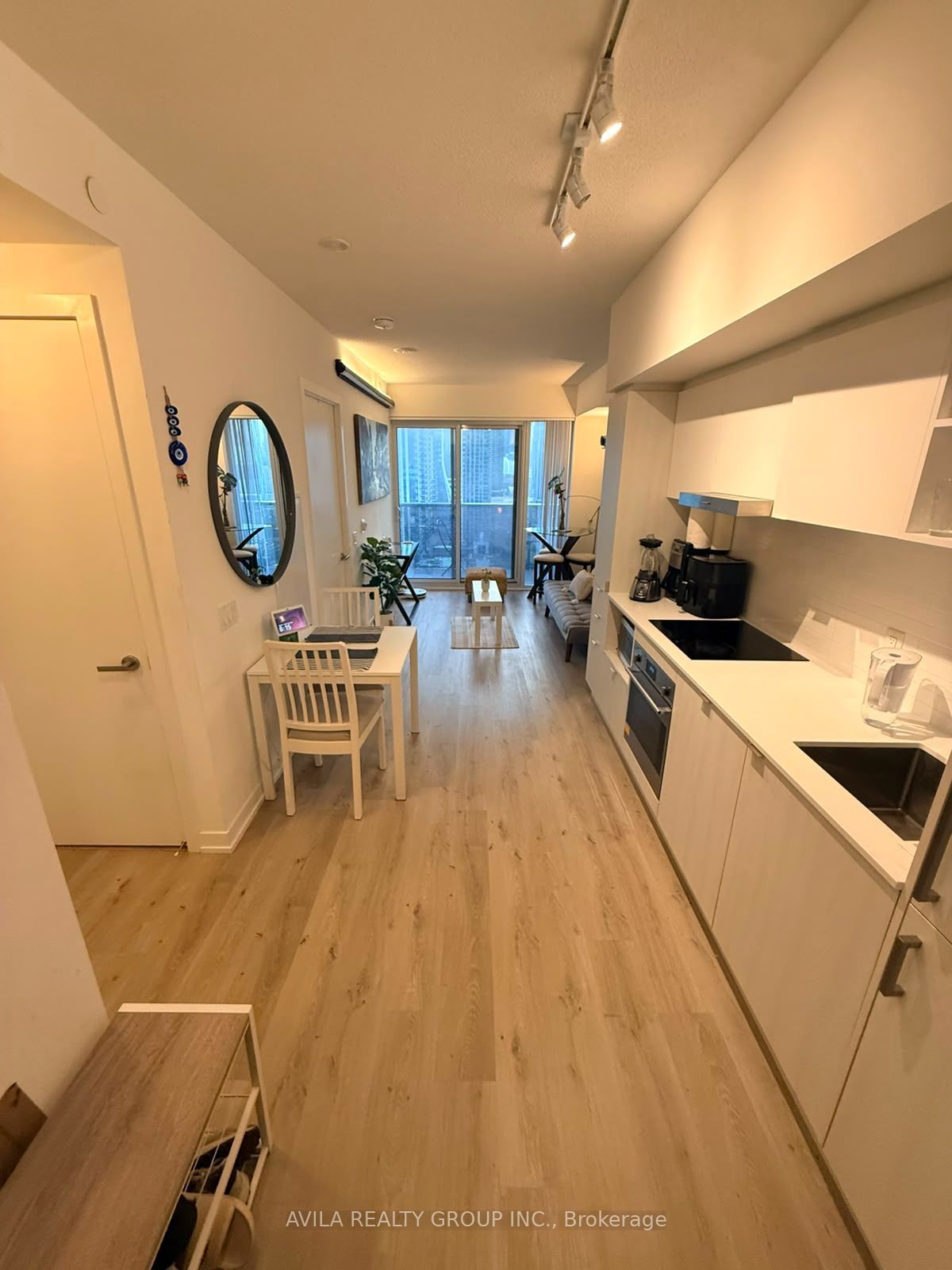 138 Downes Street 2612, Toronto, ON M5E 0E4 photo 2