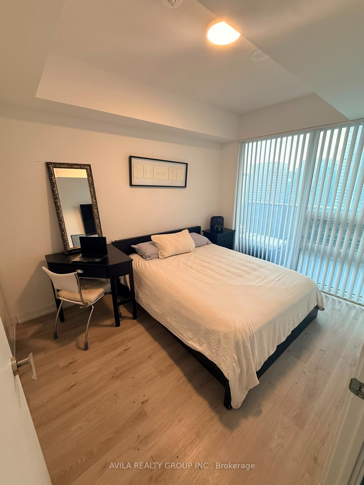138 Downes Street 2612, Toronto, ON M5E 0E4 photo 5