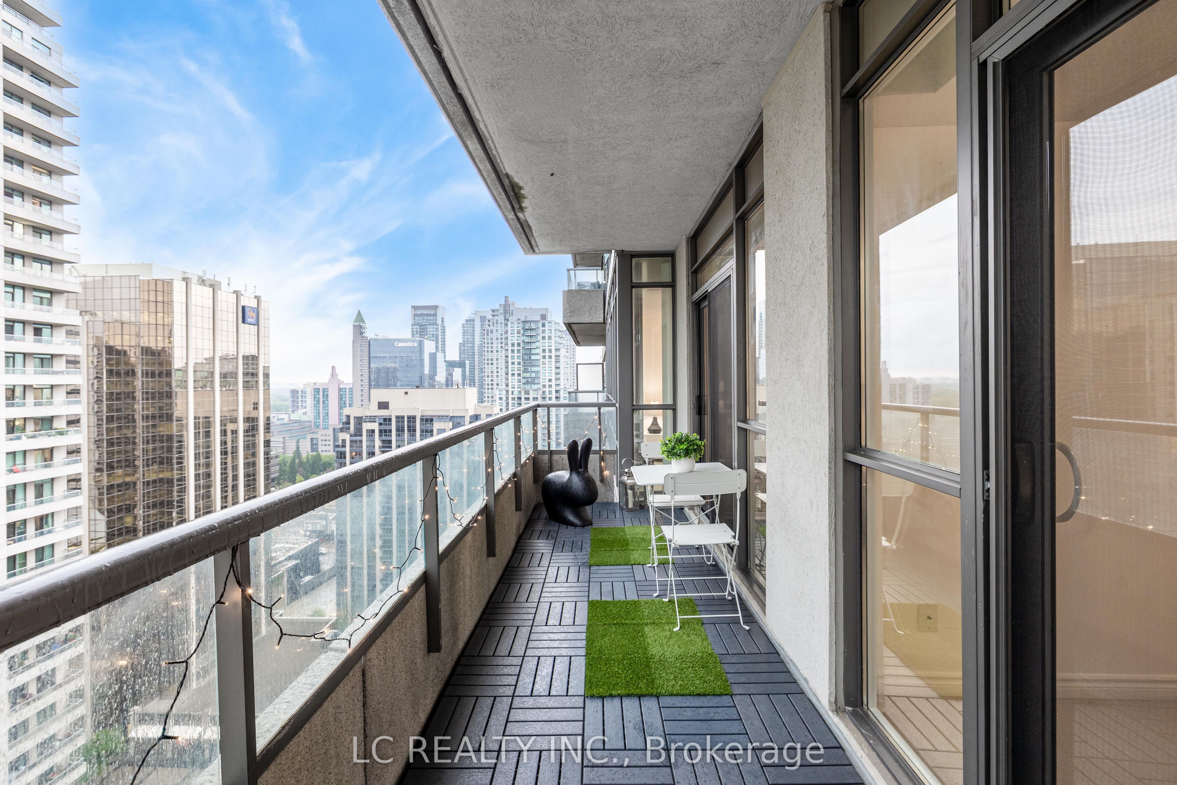 35 Hollywood Avenue 2615, Toronto, ON M2N 0A9 photo 3
