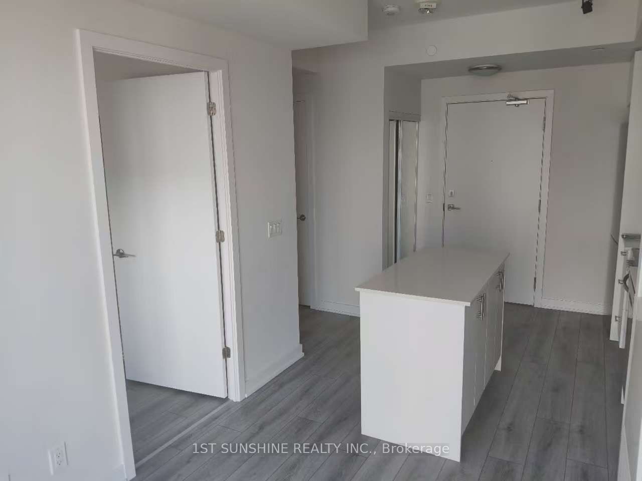 15 Ellerslie Avenue 2904, Toronto, ON M2N 0L7 photo 2