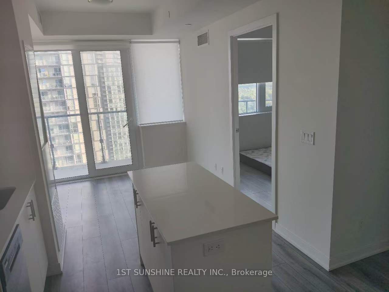 15 Ellerslie Avenue 2904, Toronto, ON M2N 0L7 photo 4