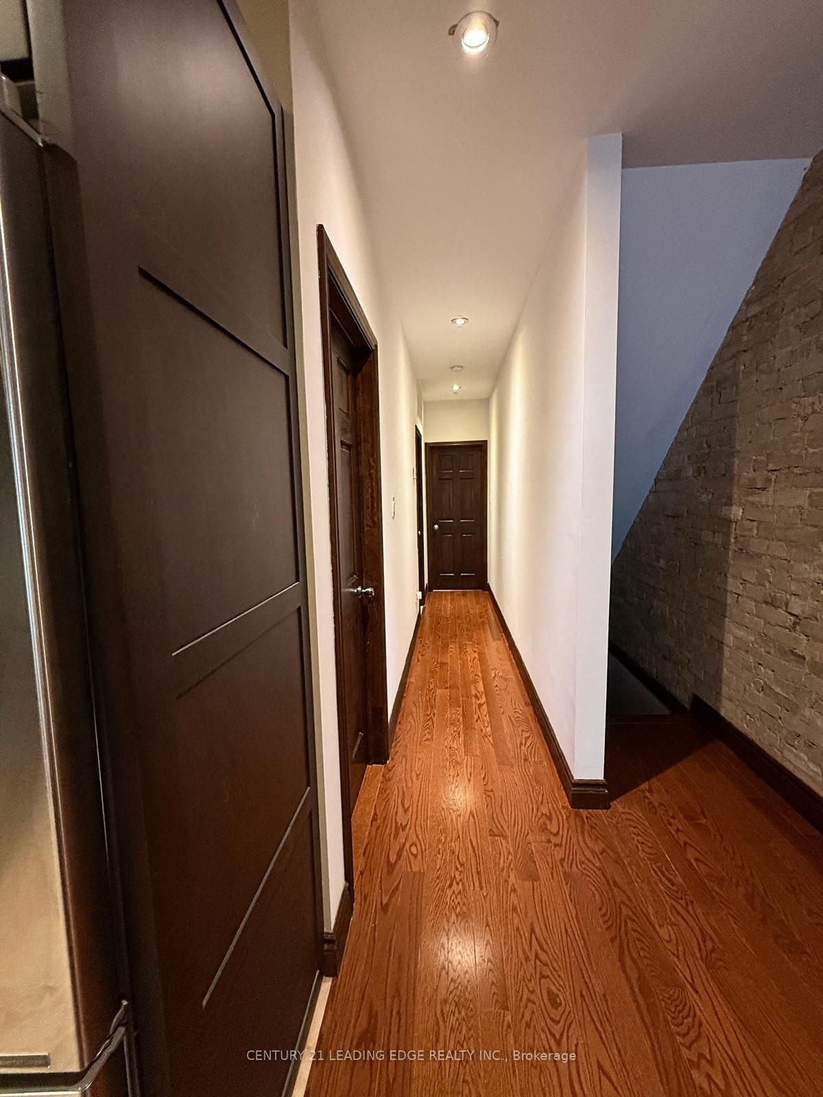 267 Saint Helens Avenue 2, Toronto, ON M6H 4A2 photo 5