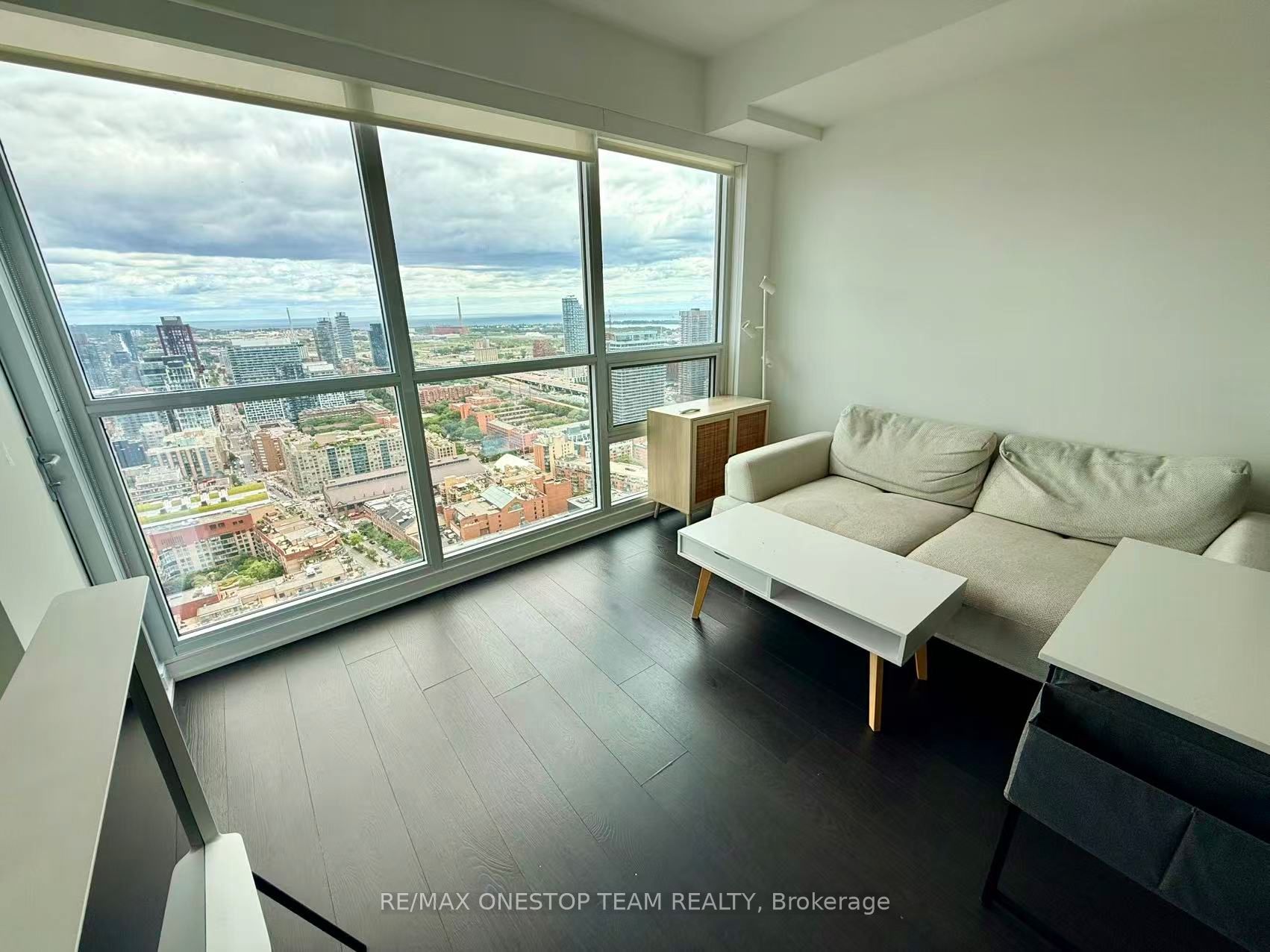 88 Scott Street 4005, Toronto, ON M5E 0A9 photo 4