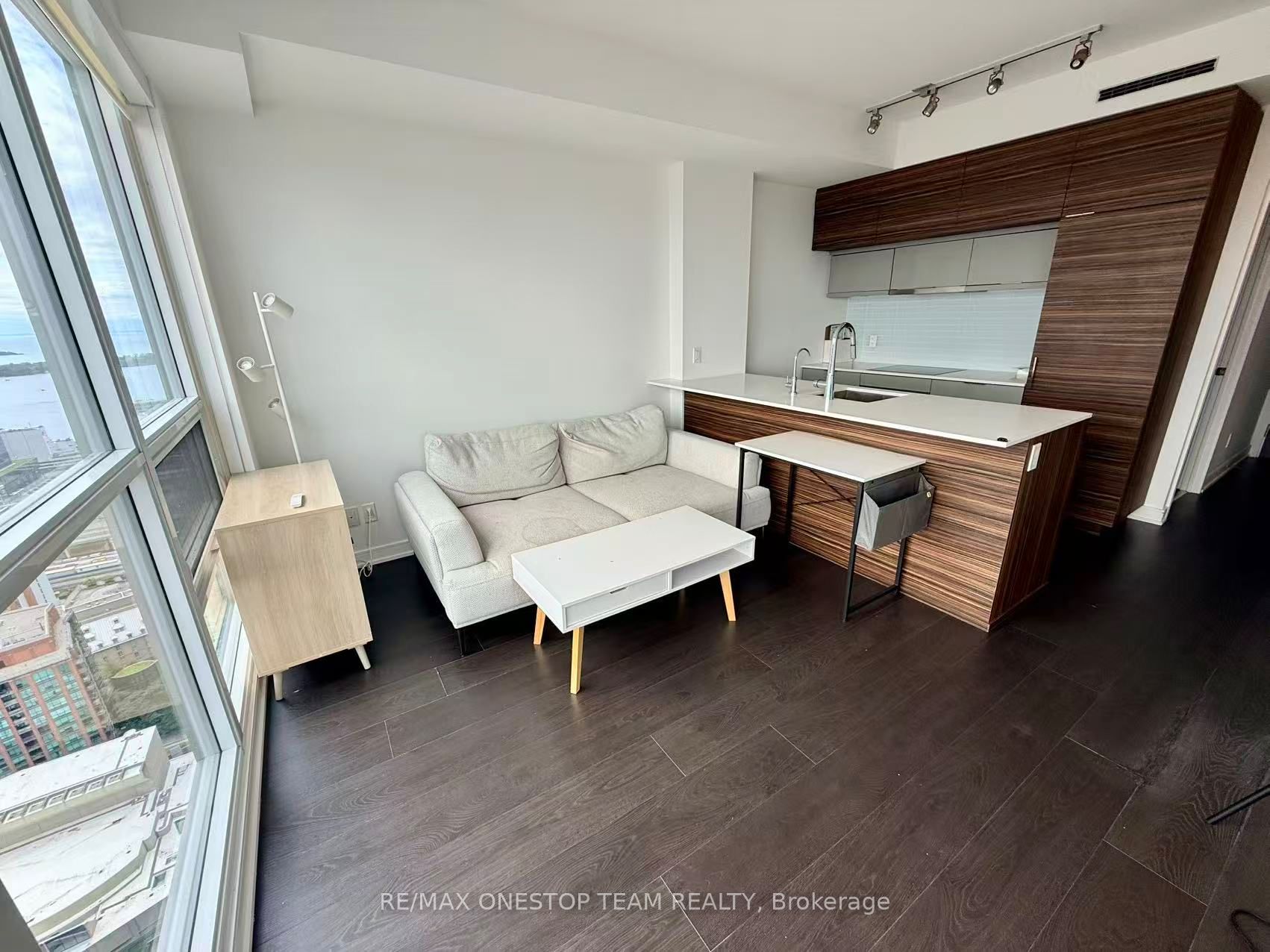 88 Scott Street 4005, Toronto, ON M5E 0A9 photo 5