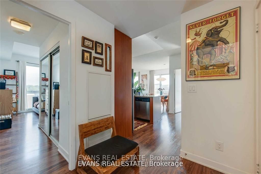 260 Sackville Street 705, Toronto, ON M5A 0B3 photo 2