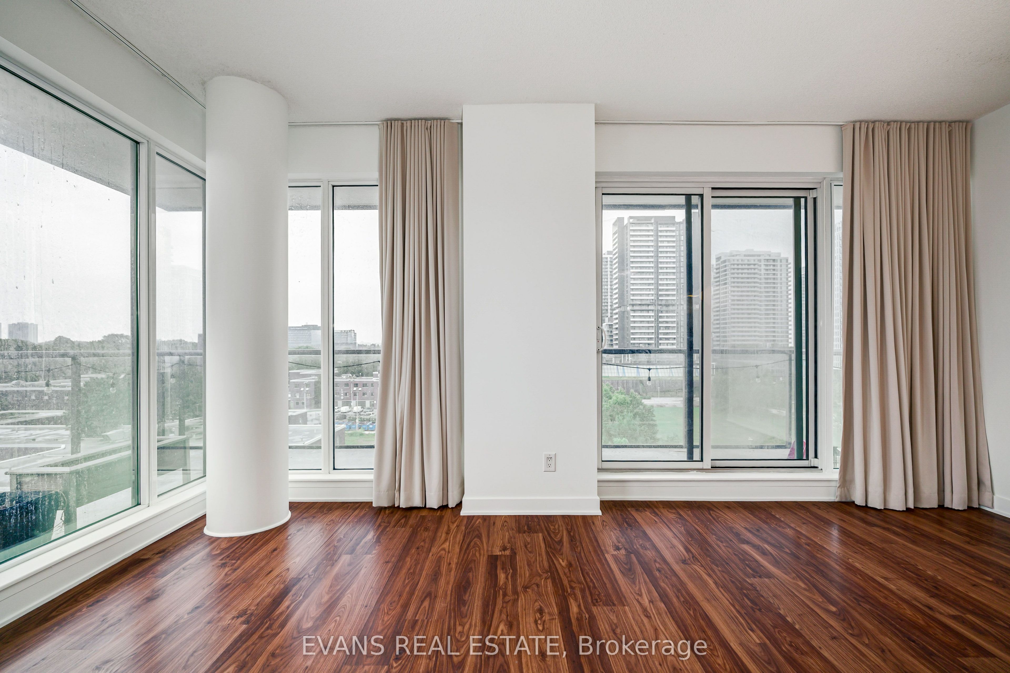 260 Sackville Street 705, Toronto, ON M5A 0B3 photo 3