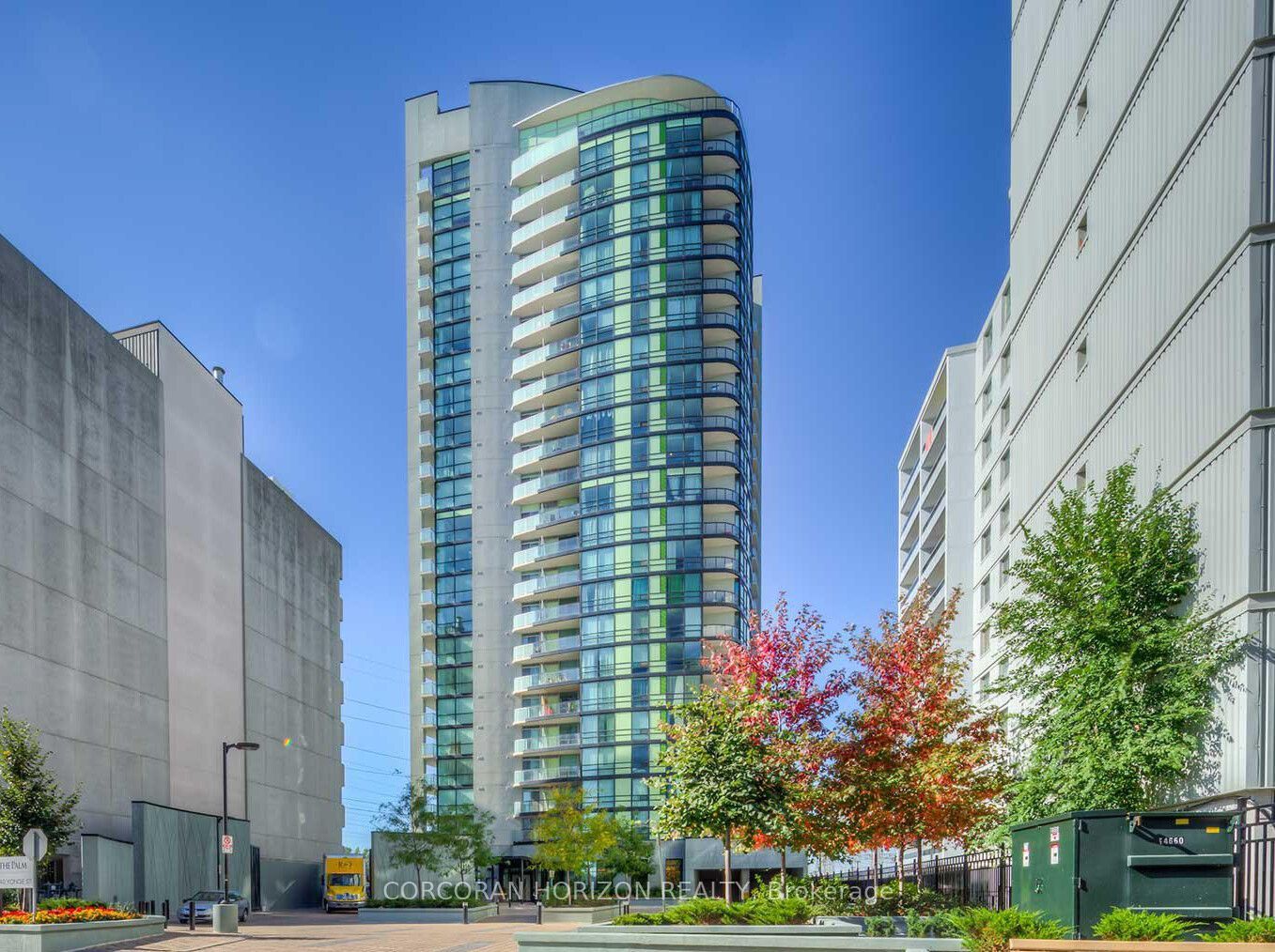 5740 Yonge Street 708, Toronto, ON M2M 0B1