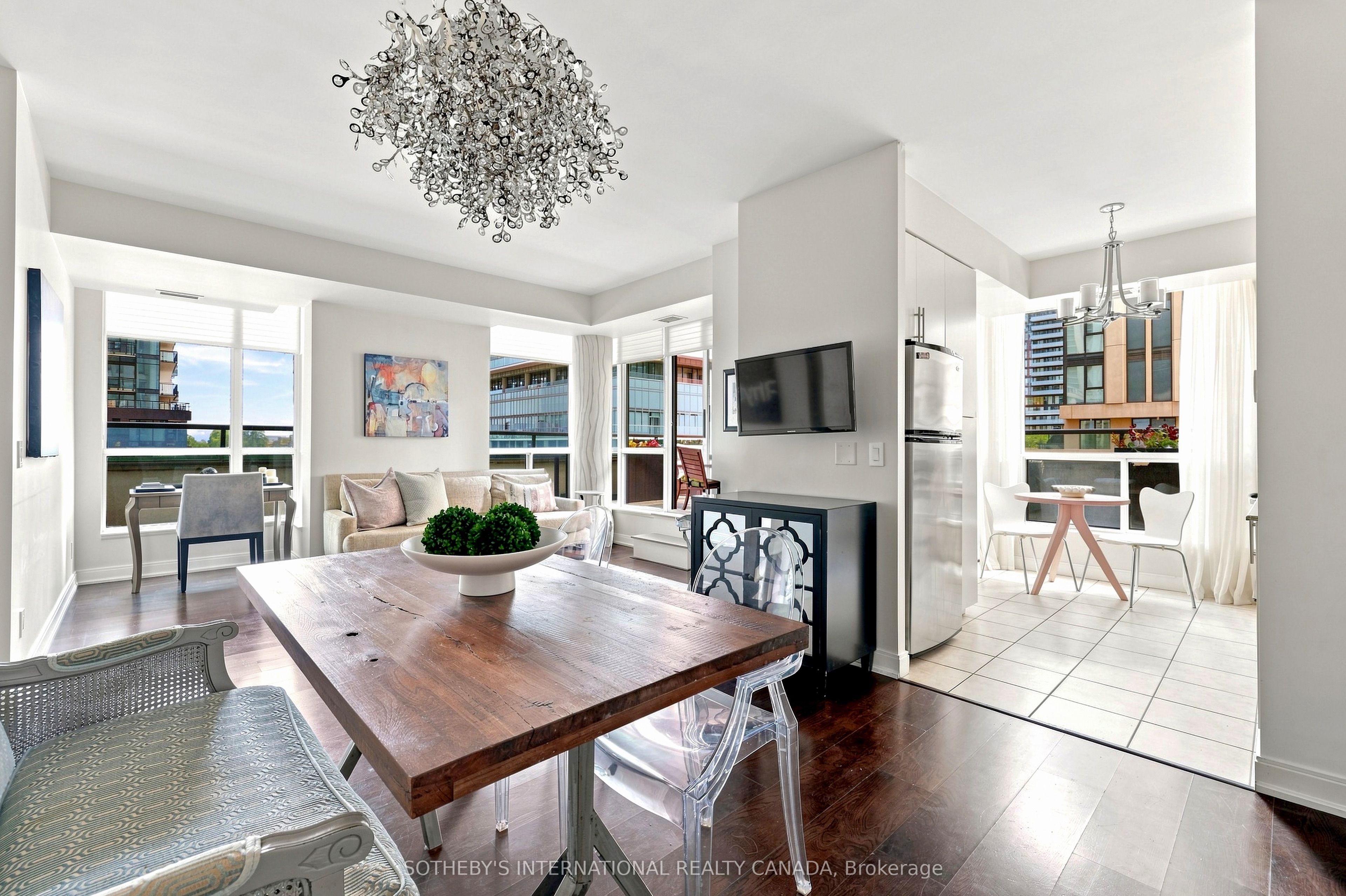 88 Broadway Avenue 409, Toronto, ON M4P 0A5