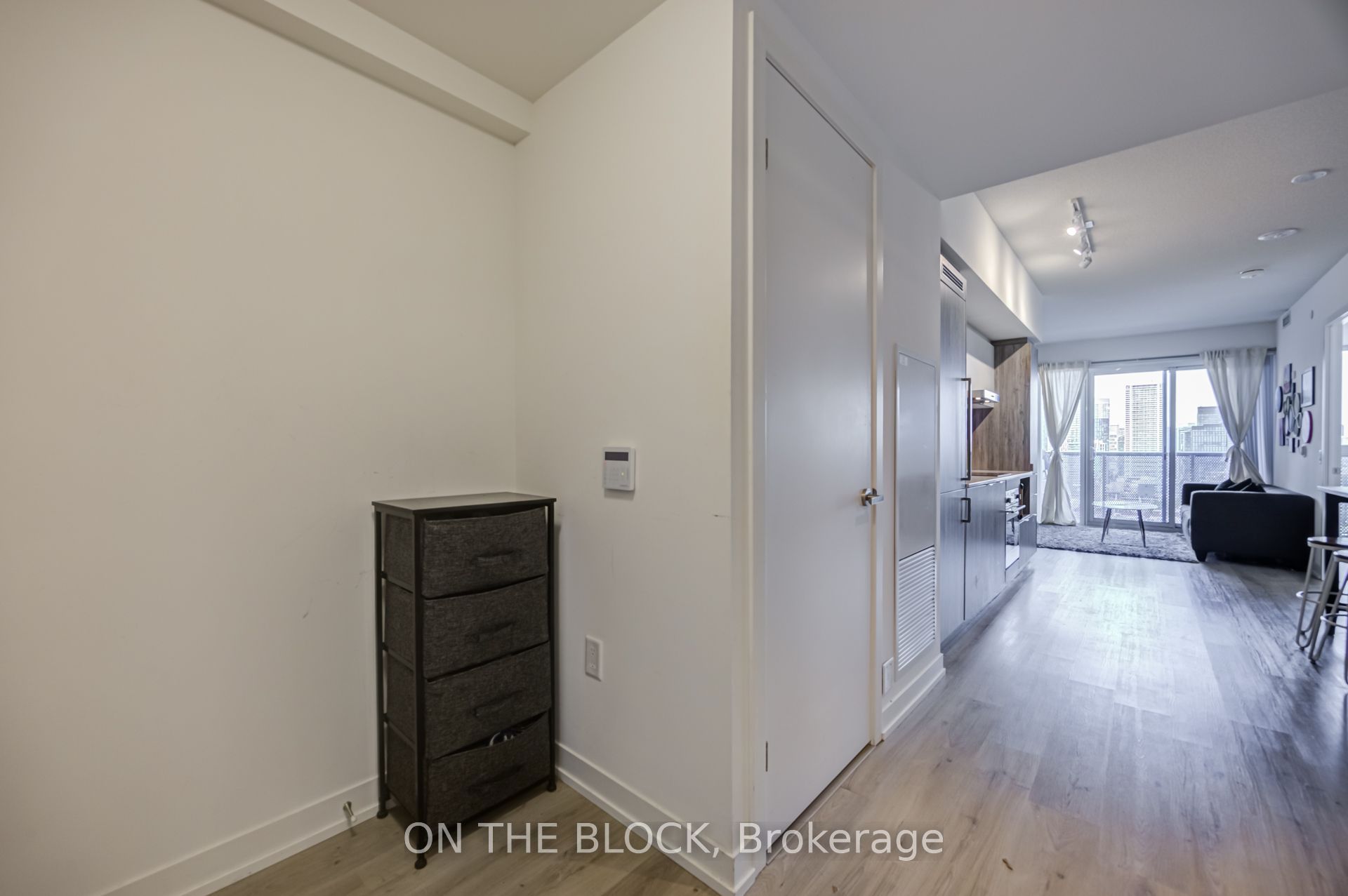 138 Downes Street 2801, Toronto, ON M5E 0E4 photo 4