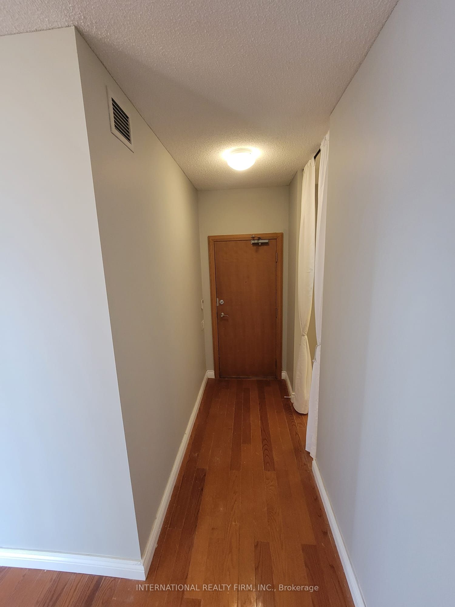 33 Sheppard Avenue E 3202, Toronto, ON M2N 7K1 photo 3