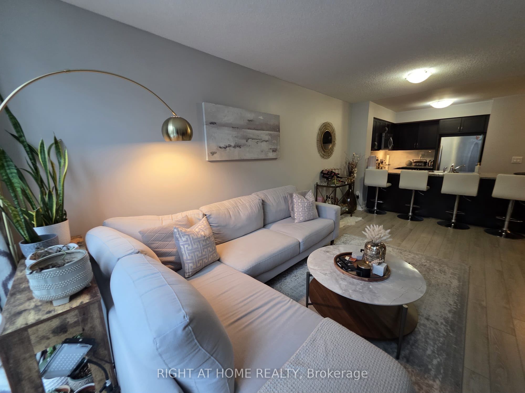 25 Lower Simcoe Street 1223, Toronto, ON M5J 3A1 photo 4