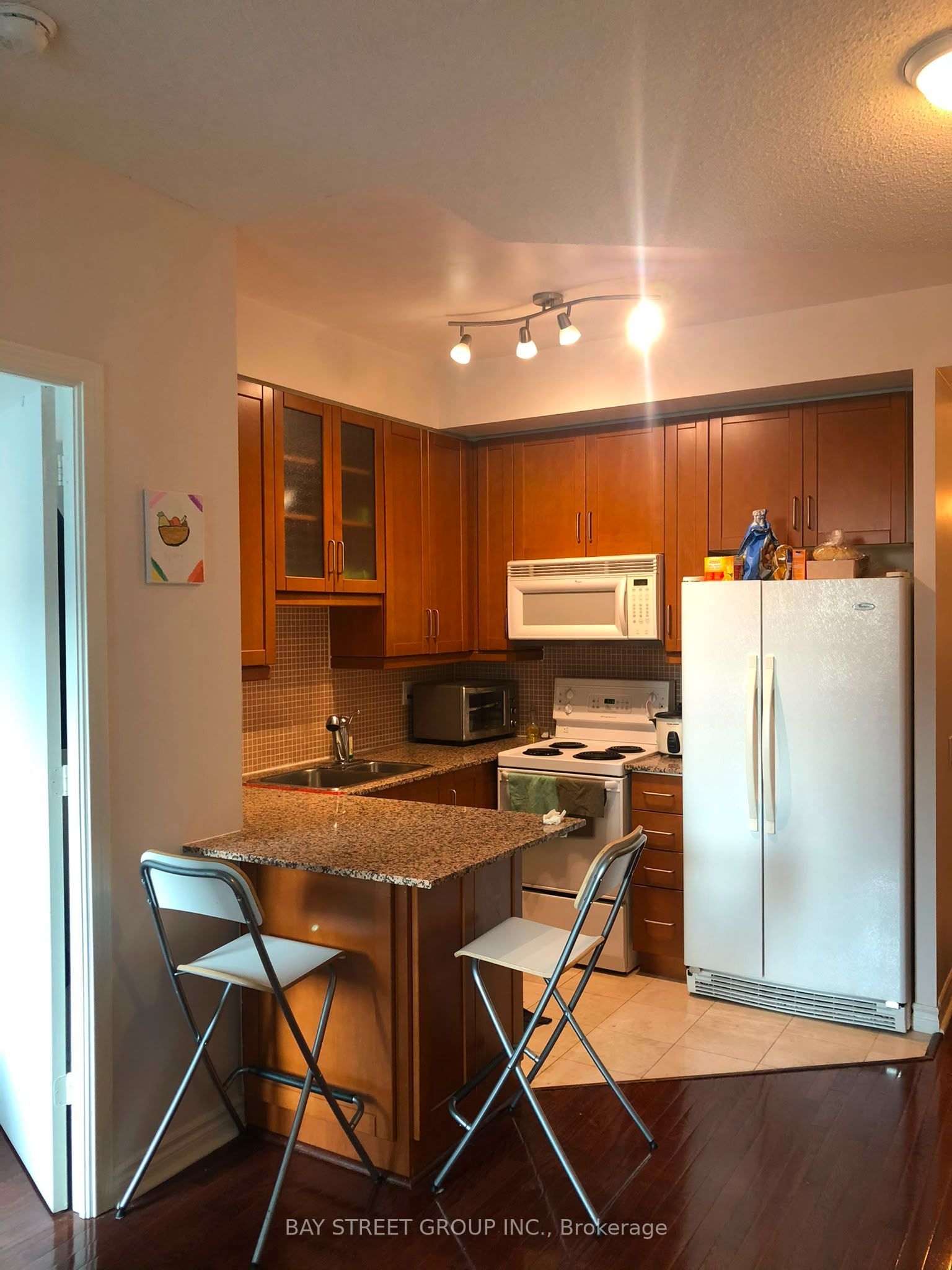 60 Byng Avenue 302, Toronto, ON M2N 7K3 photo 5