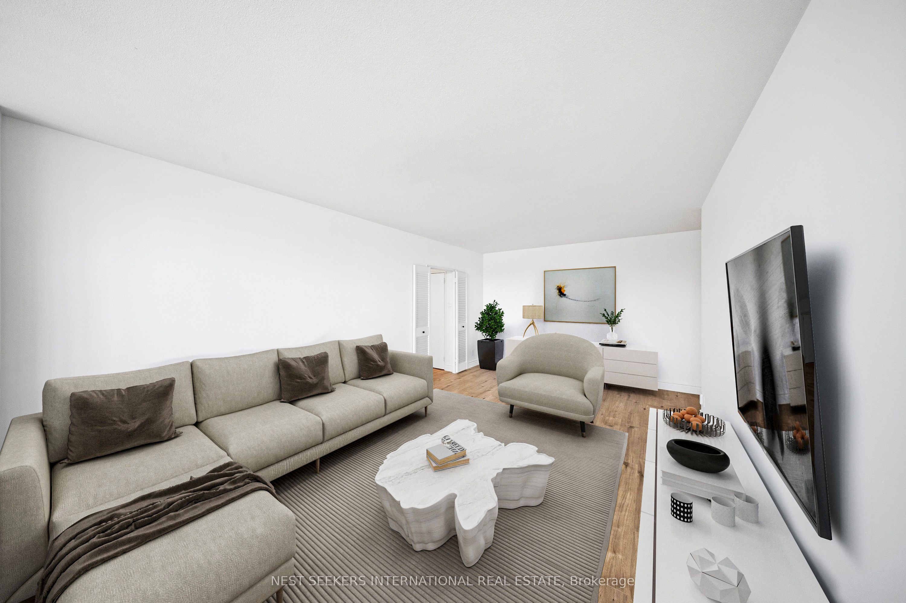 60 Montclair Avenue 603, Toronto, ON M5P 1P7 photo 3